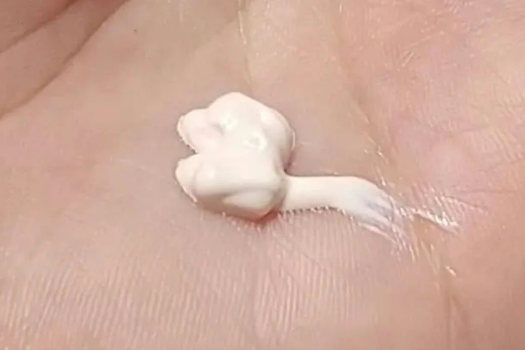 キュレル 潤浸保湿 ファンデ負担防止ベース/キュレル/化粧下地を使ったクチコミ（3枚目）