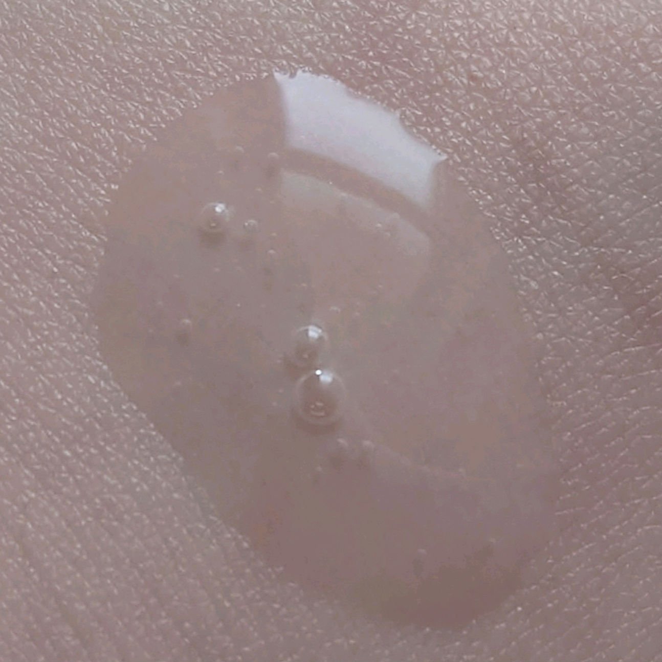 ドレススノー ローション【医薬部外品】 /アテニア/化粧水を使ったクチコミ（2枚目）