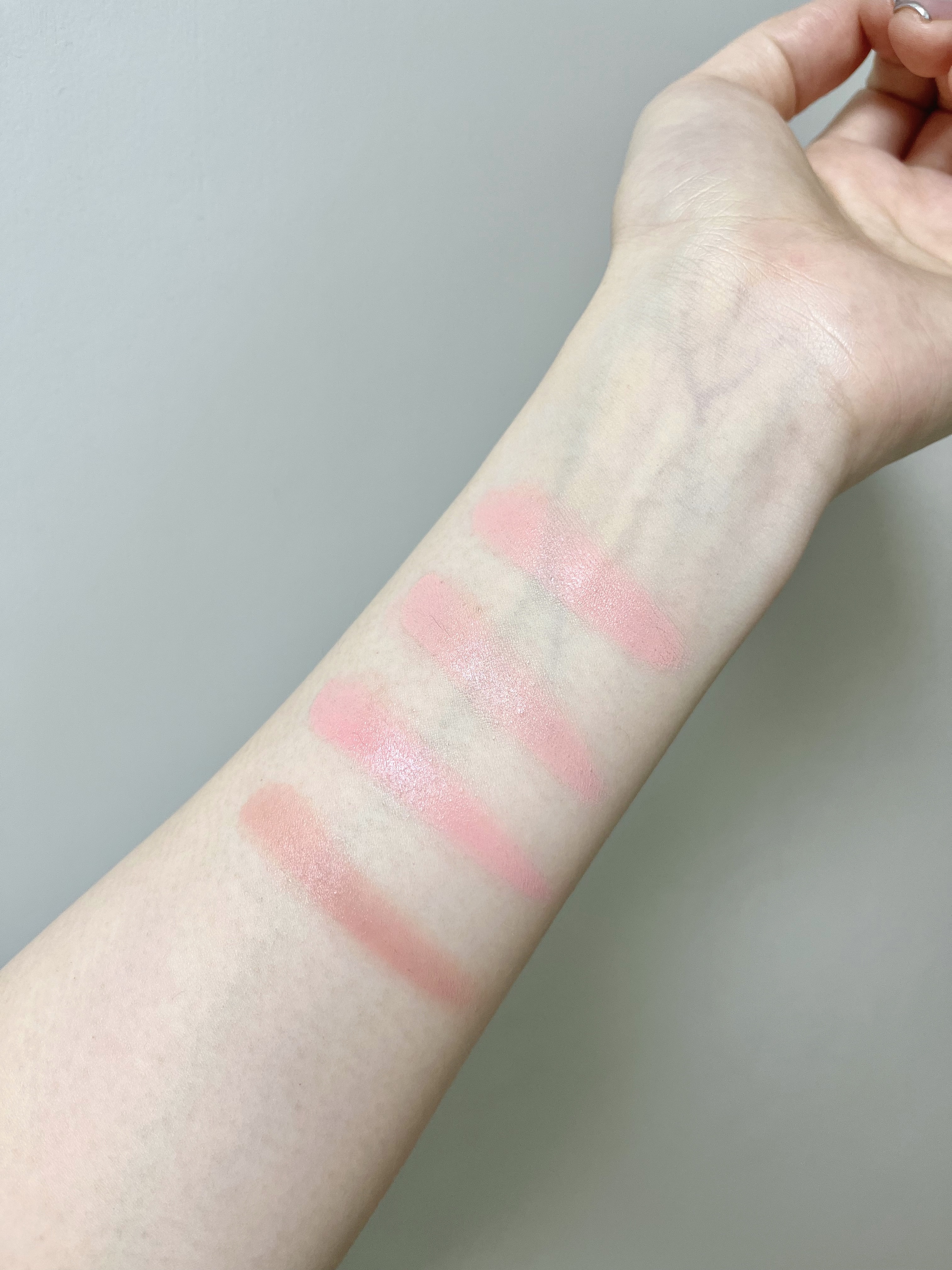 ブレンディングムードチーク/dasique/パウダーチークを使ったクチコミ（2枚目）