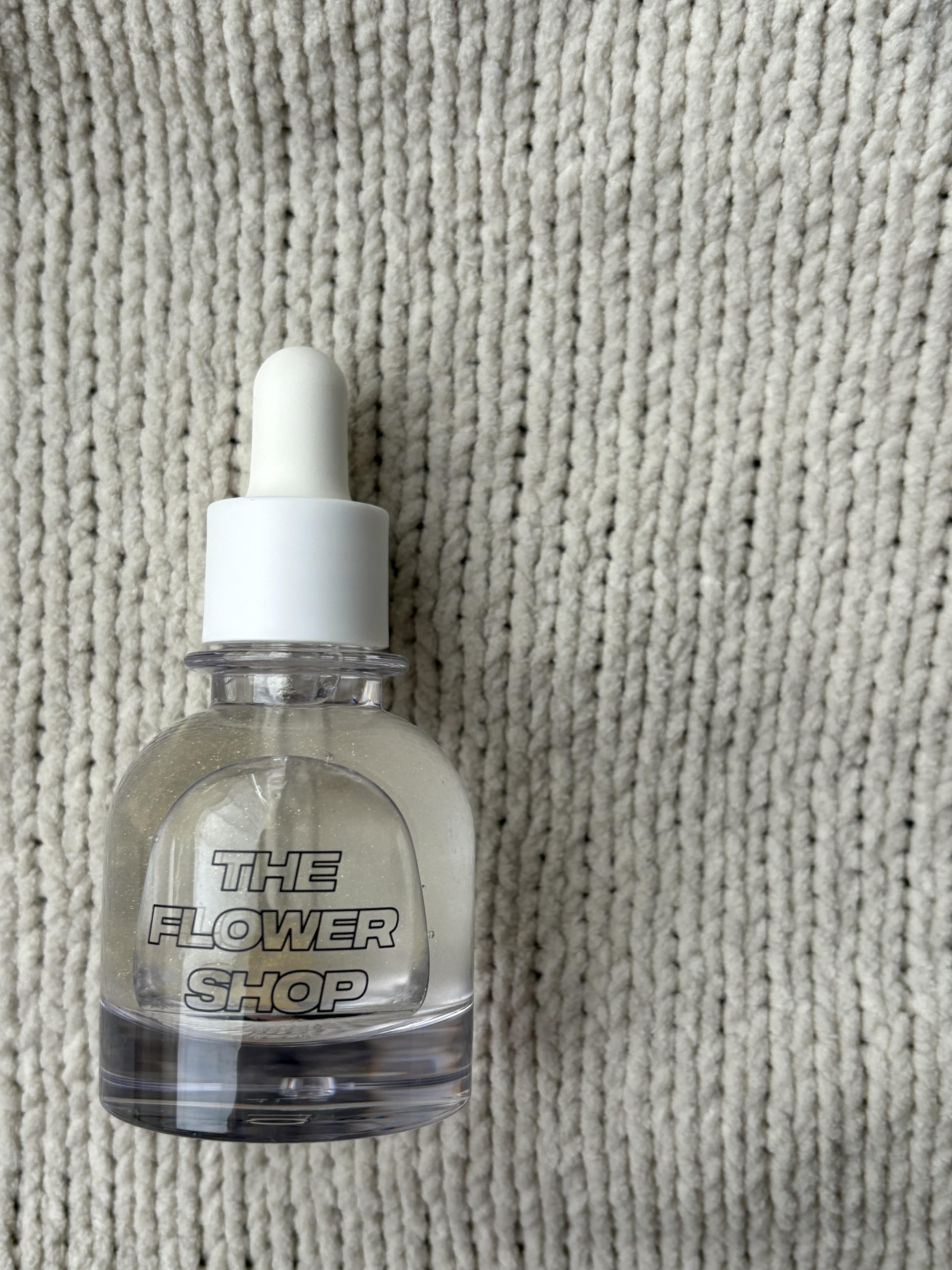 ザ・フラワーショップ　シルキー ドロップ オイル/THE FLOWER SHOP/ヘアオイルを使ったクチコミ（1枚目）