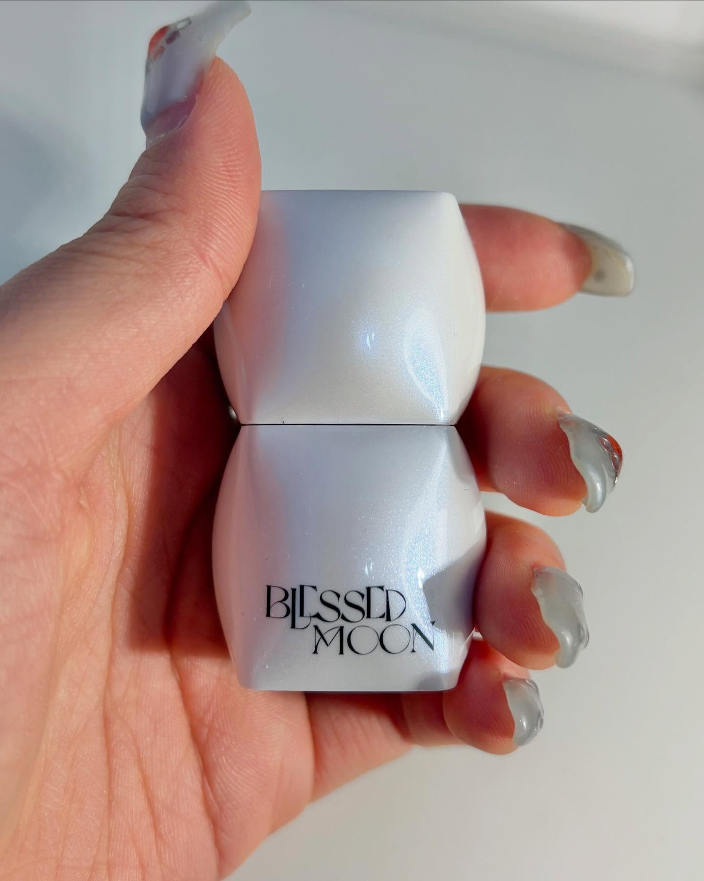 Veil Melting Glass Highlighter 01.Diamond Dust/BLESSED MOON/リキッドハイライトを使ったクチコミ（3枚目）