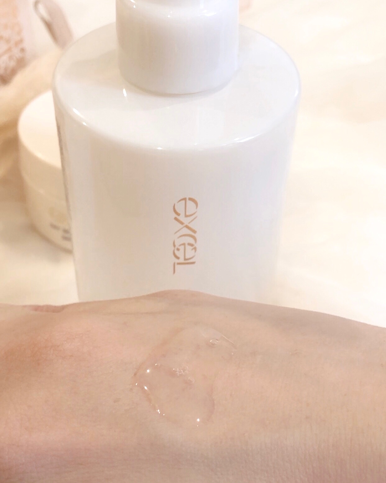 デイスキンコンフォート/excel/フェイスクリームを使ったクチコミ（3枚目）