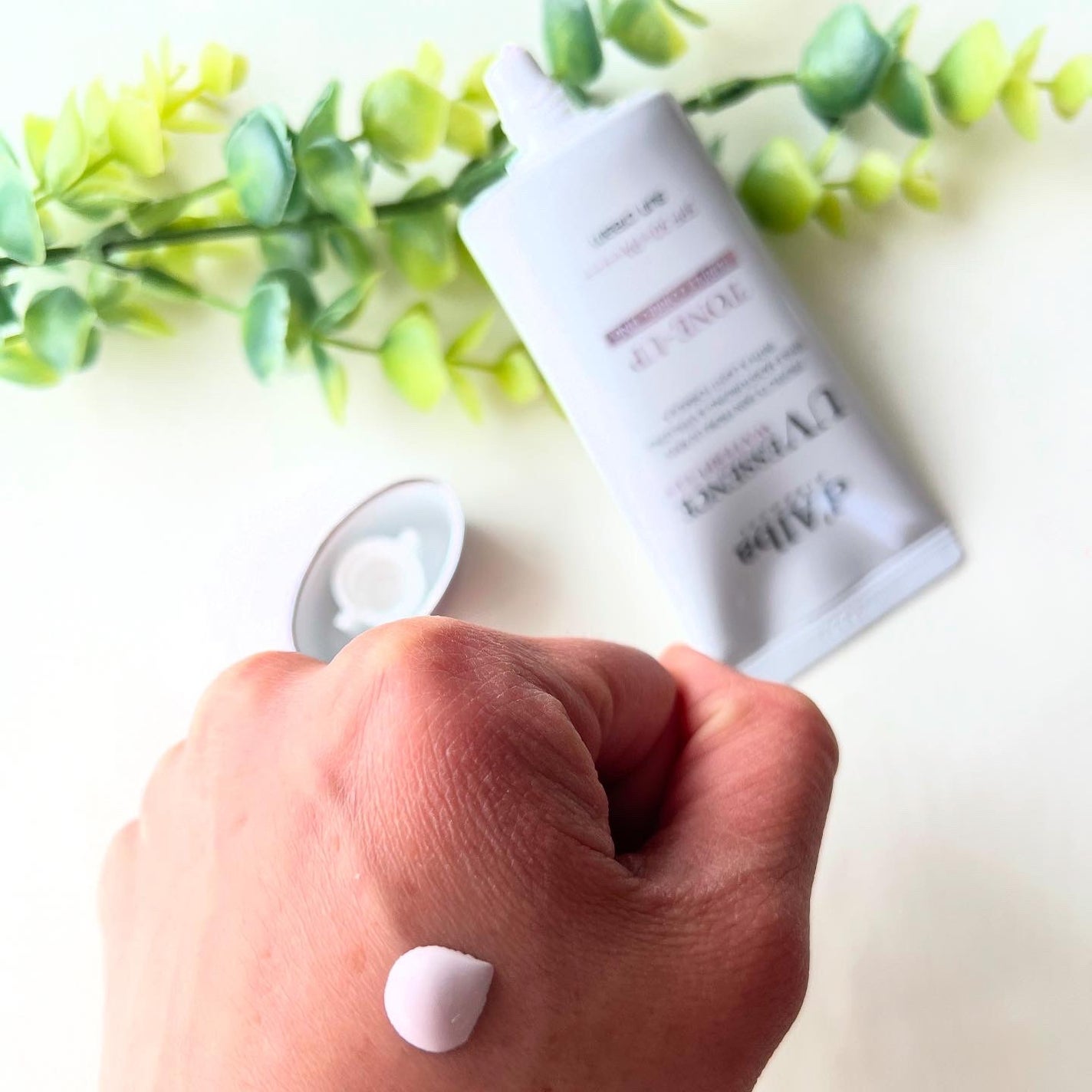 ダルバ ウォータフル トーンアップ サンクリーム(パープル)/ダルバ/日焼け止めクリームを使ったクチコミ(5枚目)