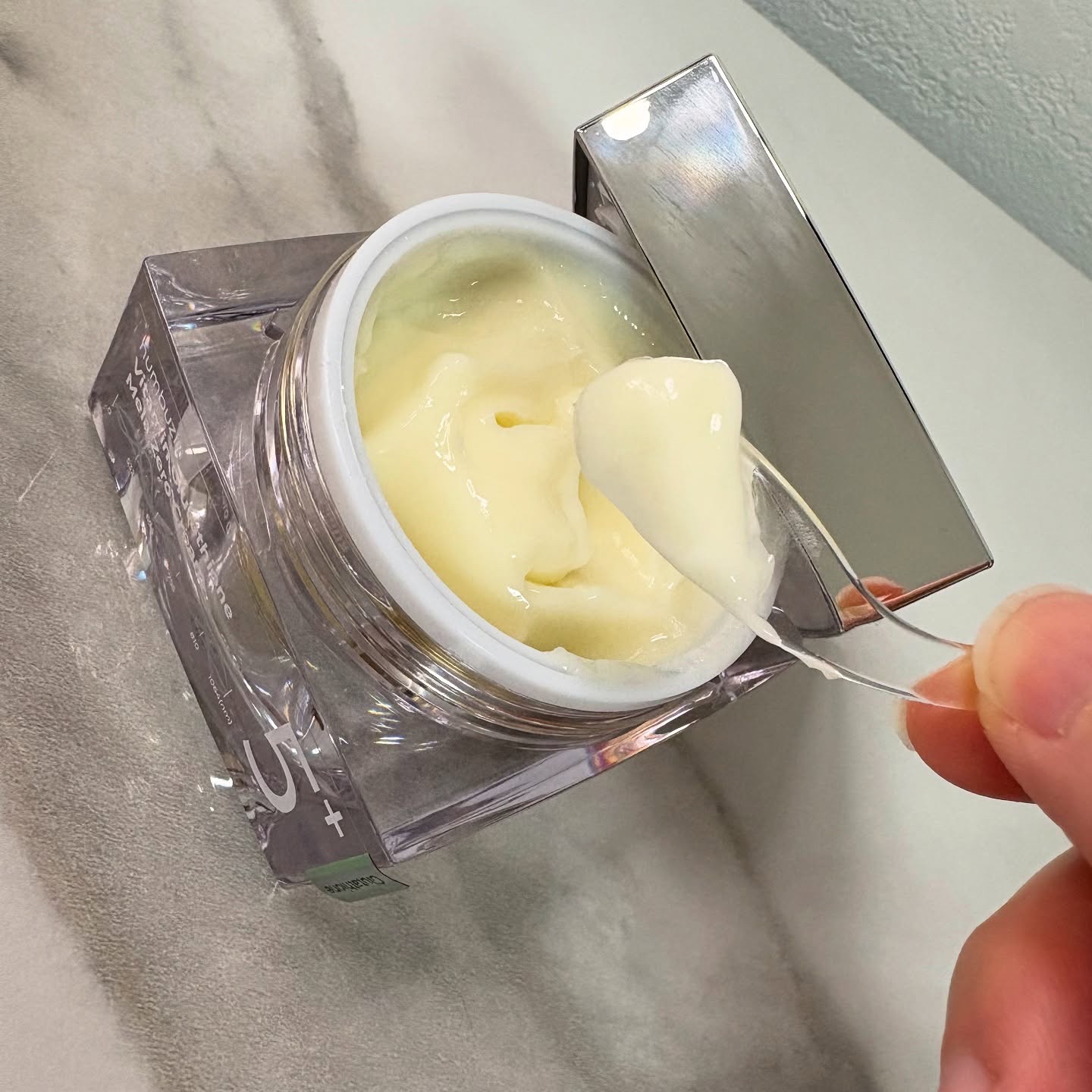 5番 白玉グルタチオンCメラゼロクリーム/numbuzin/フェイスクリームを使ったクチコミ（2枚目）