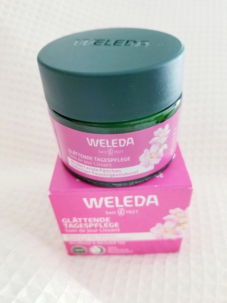 ワイルドローズ スムージングローション/WELEDA/化粧水を使ったクチコミ（3枚目）