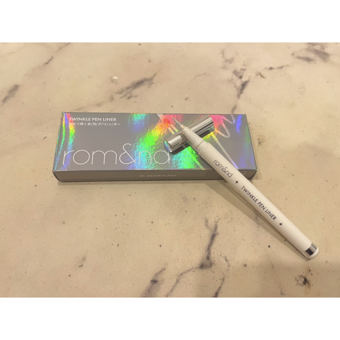 トゥインクルペンライナー/rom&nd/リキッドアイライナーを使ったクチコミ（2枚目）