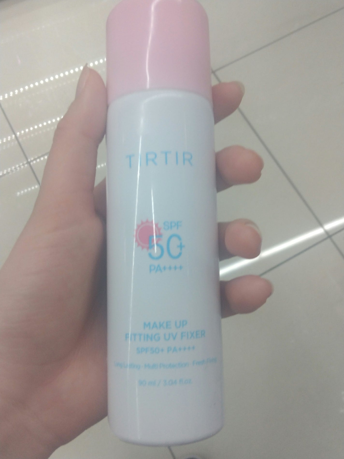 メイクアップフィッティングUVフィクサー/TIRTIR(ティルティル)/日焼け止めミスト・スプレーを使ったクチコミ(2枚目)