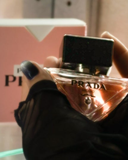 プラダ パラドックス ヴァーチャル フラワー オーデパルファム/PRADA BEAUTY/香水(レディース)を使ったクチコミ(3枚目)