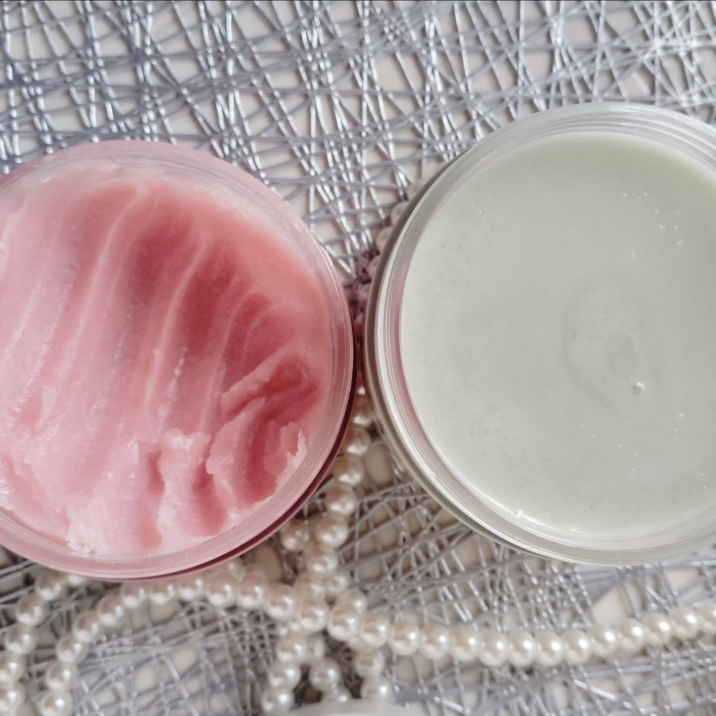 フレッシュクラウドスクラブ ゼラニウム&プリムローズ/アレンシア/ボディスクラブを使ったクチコミ（2枚目）