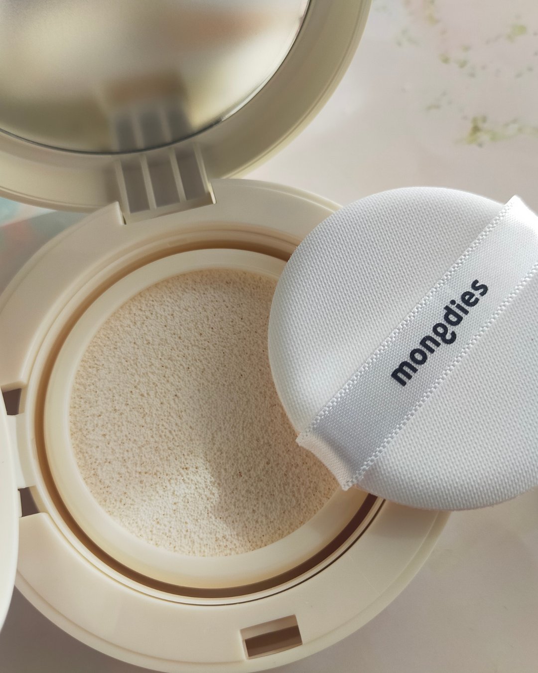 日焼け止めクッション SPF 43 PA+++/モンディエス/日焼け止めローションを使ったクチコミ（3枚目）