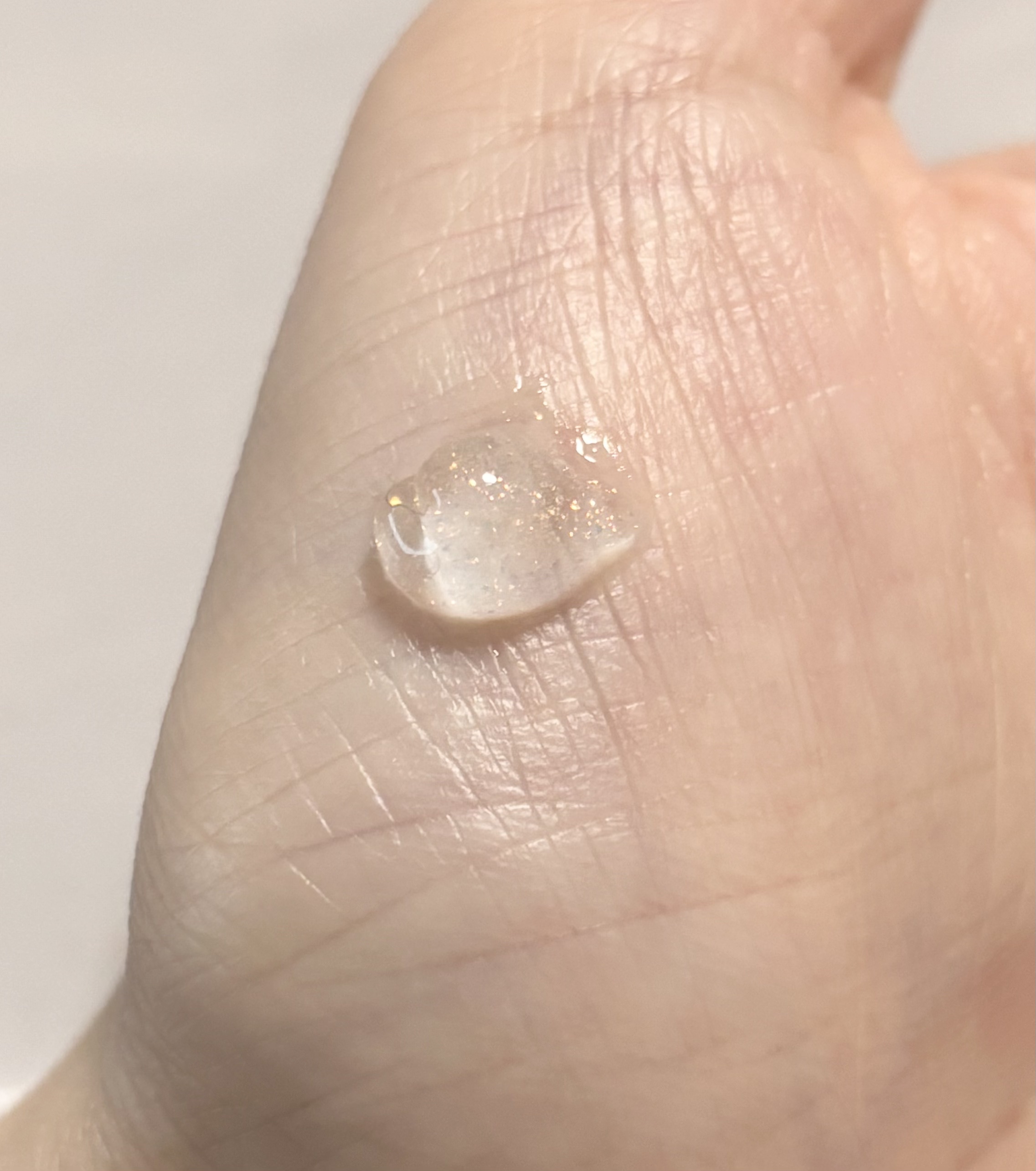 グリッターセラムフレグランス プリズムリリー/ReLUCE/香水(レディース)を使ったクチコミ（2枚目）