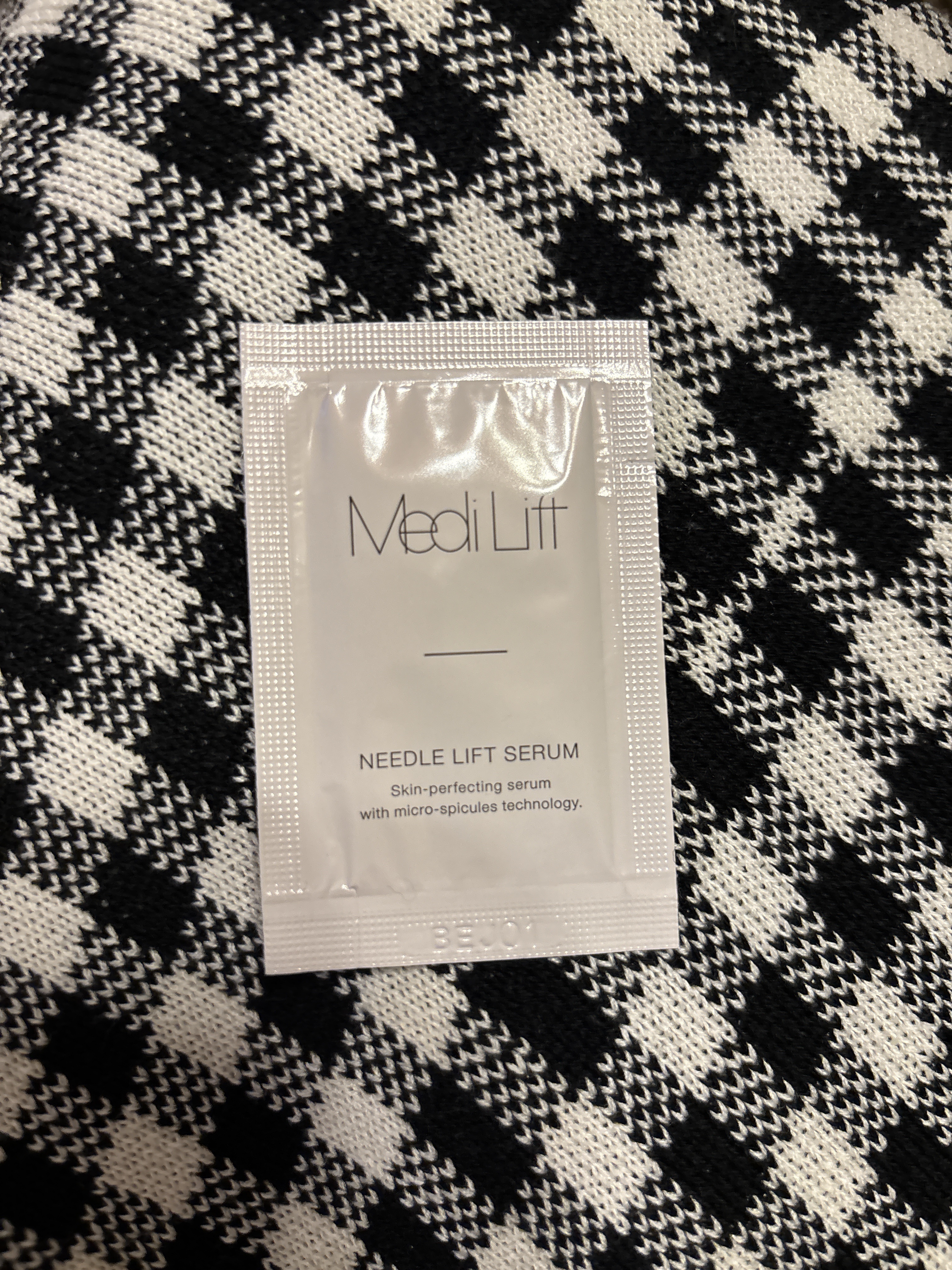 メディリフト ニードルリフトセラム/YA-MAN TOKYO JAPAN/美容液を使ったクチコミ（1枚目）