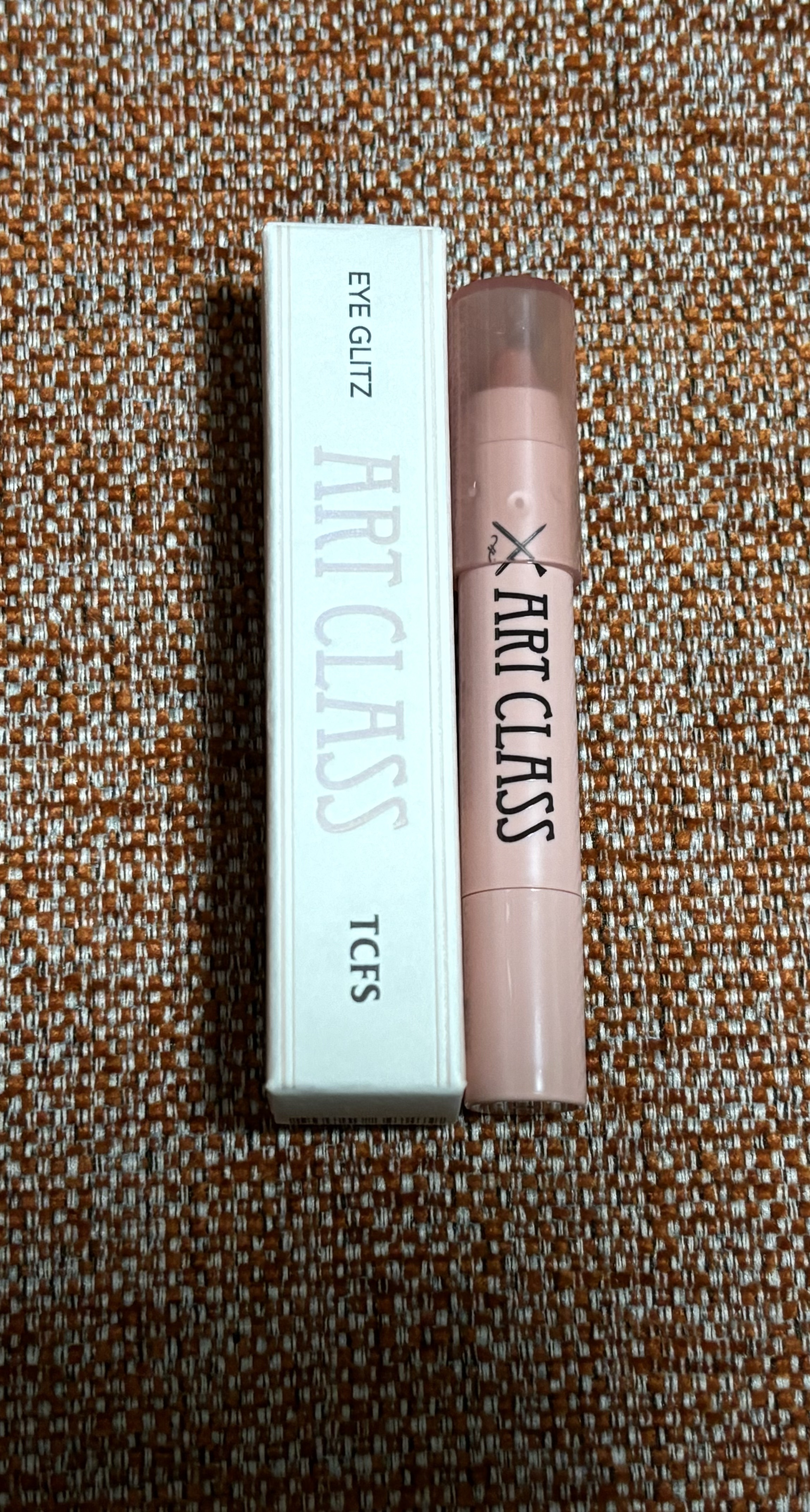 アートクラス アイグリッツ #2 ピーチスパークリング/too cool for school/スティックアイシャドウを使ったクチコミ（1枚目）