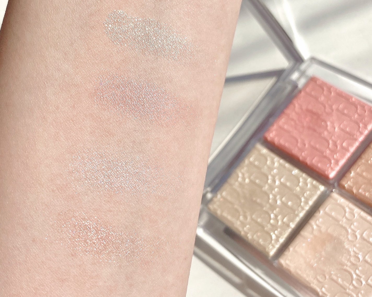 ディオール バックステージ フェイス グロウ パレット/Dior/ハイライトを使ったクチコミ(3枚目)