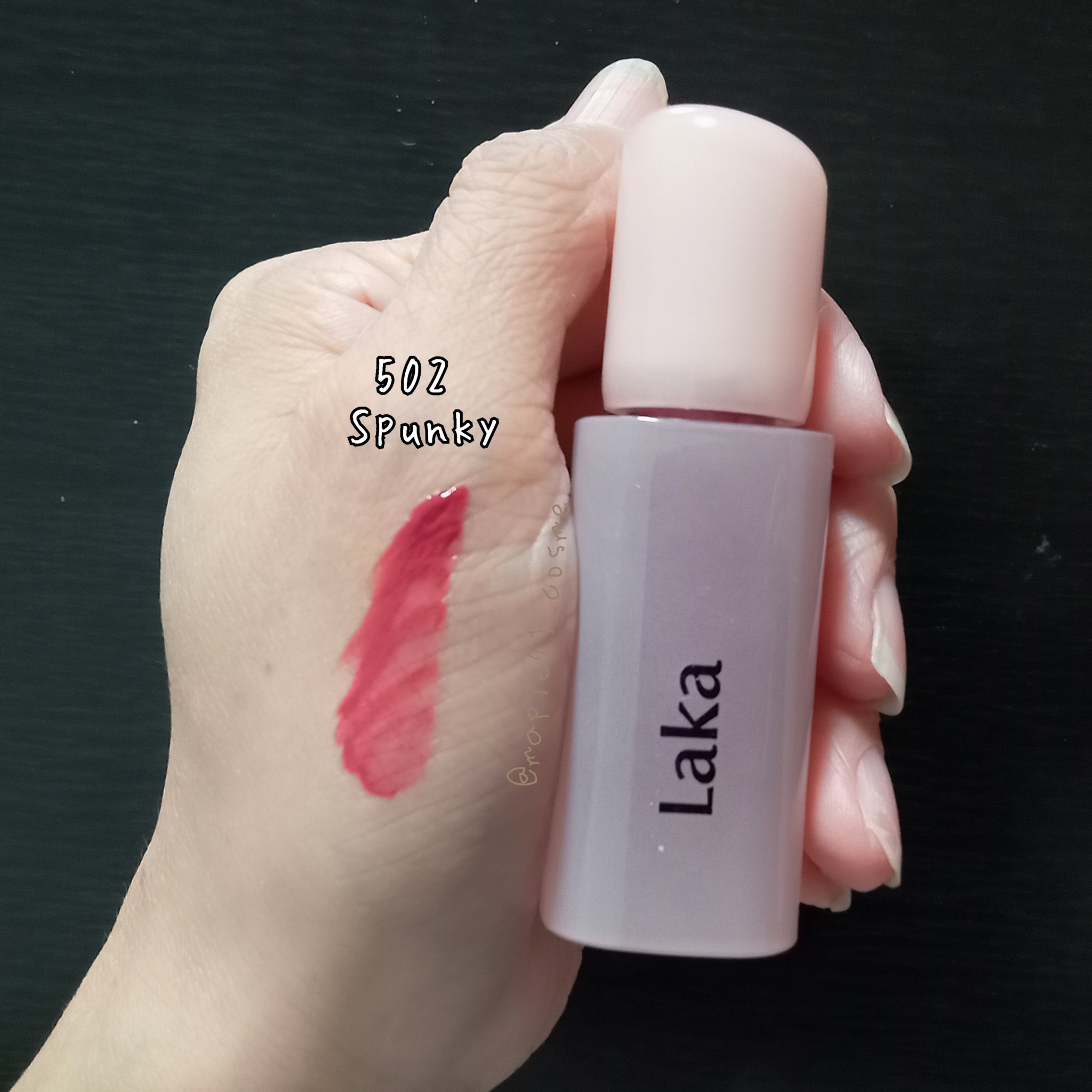 ポッピングバルーンティント 502 スパンキー/Laka/リップティントを使ったクチコミ（1枚目）