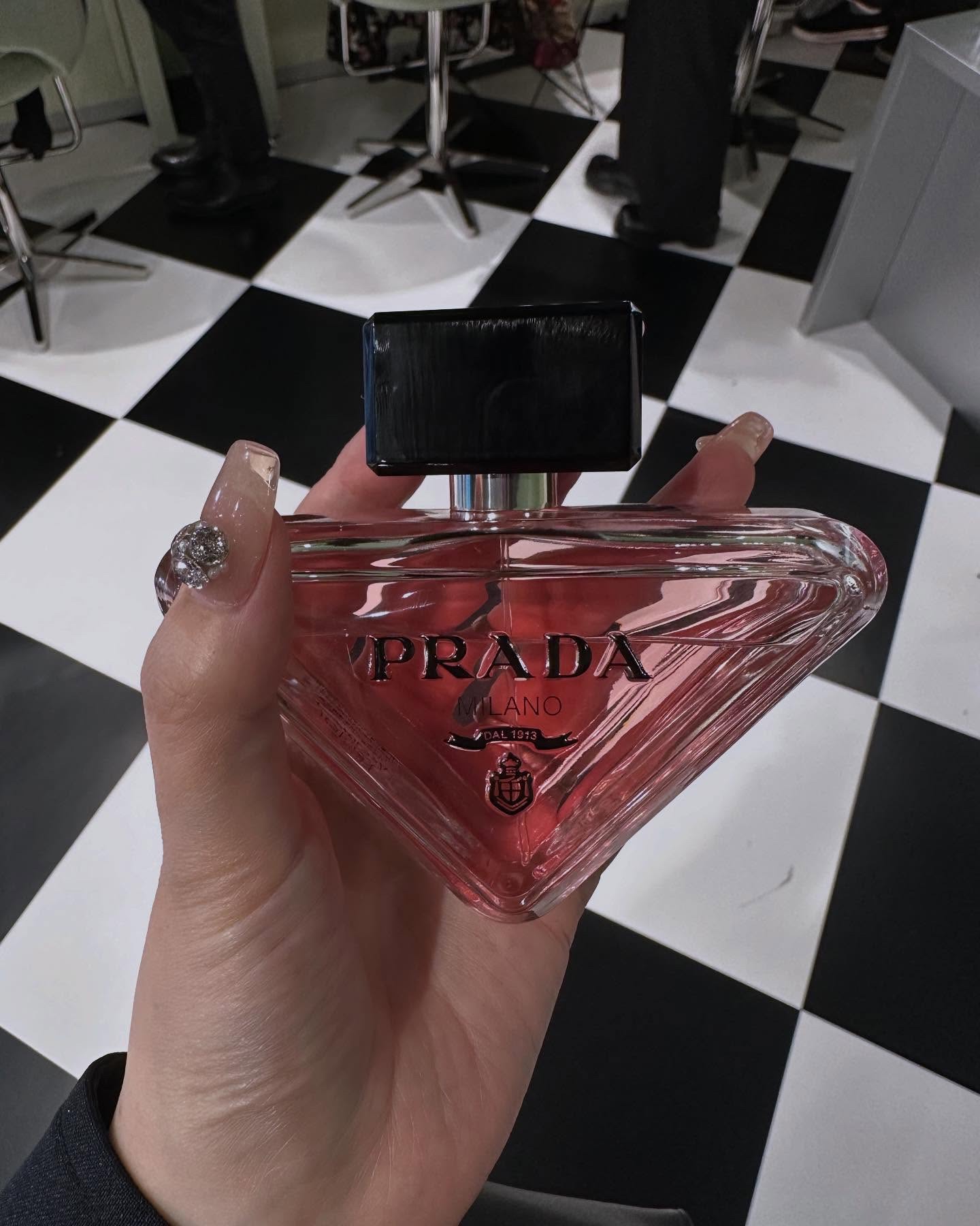 プラダ パラドックス ヴァーチャル フラワー オーデパルファム/PRADA BEAUTY/香水(レディース)を使ったクチコミ（1枚目）