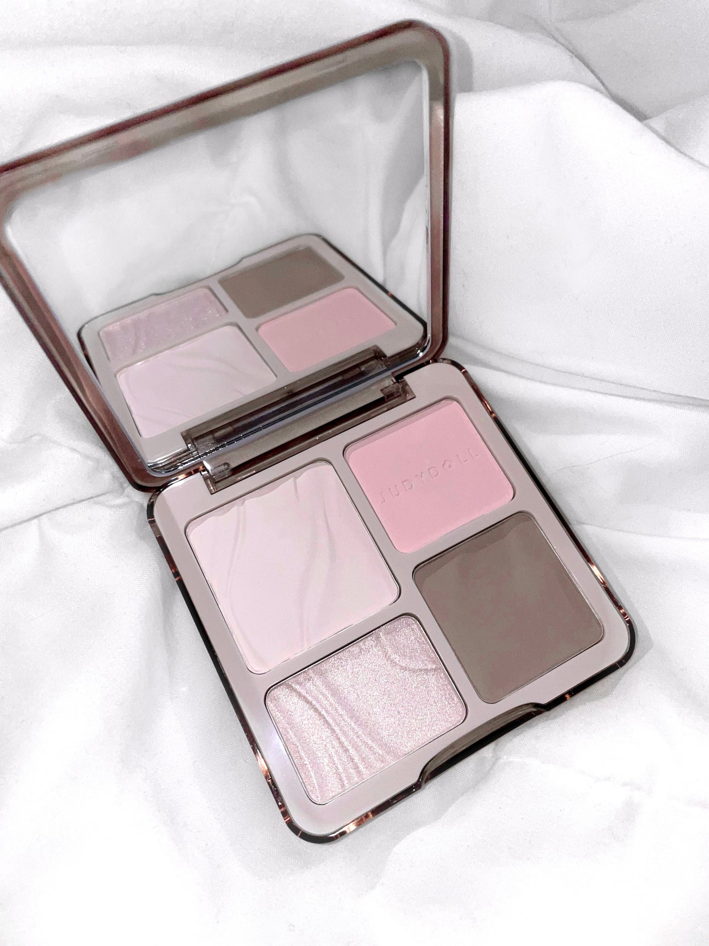 JUDYDOLL メリハリマスターパレット/JUDYDOLL/パウダーハイライトを使ったクチコミ(1枚目)