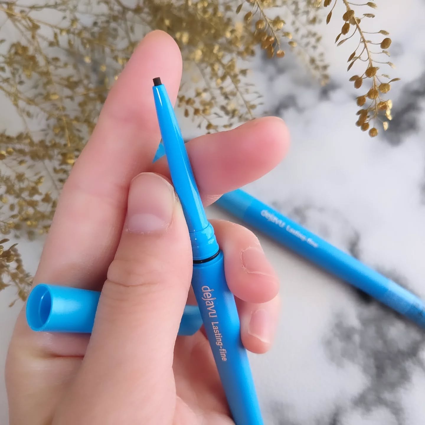 「密着アイライナー」極細クリームペンシル/デジャヴュ/ペンシルアイライナーを使ったクチコミ（3枚目）