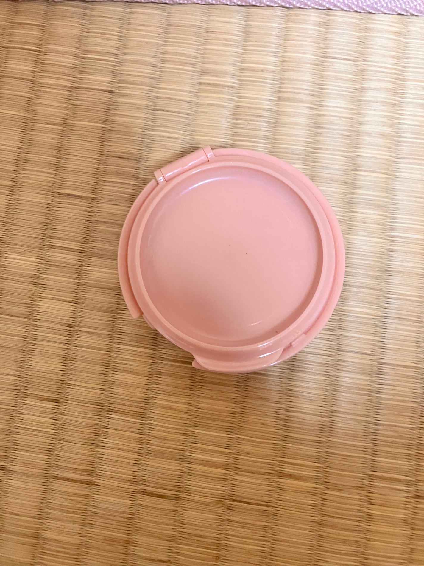 シースルー ヴェール コンパクト/PAUL & JOE BEAUTE/ファンデーションを使ったクチコミ(1枚目)