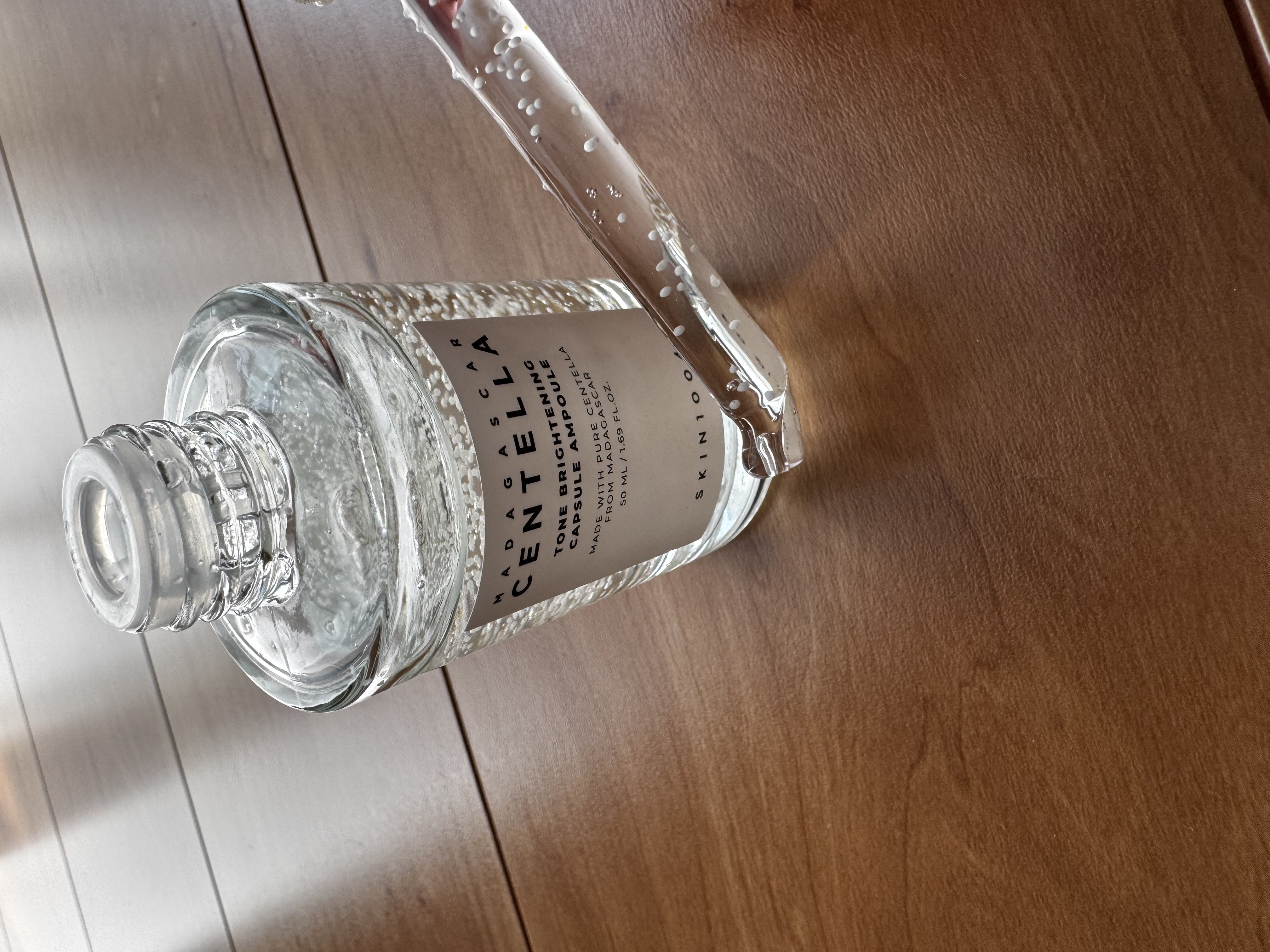 トーンブライトニング カプセルアンプル/SKIN1004/美容液を使ったクチコミ（3枚目）