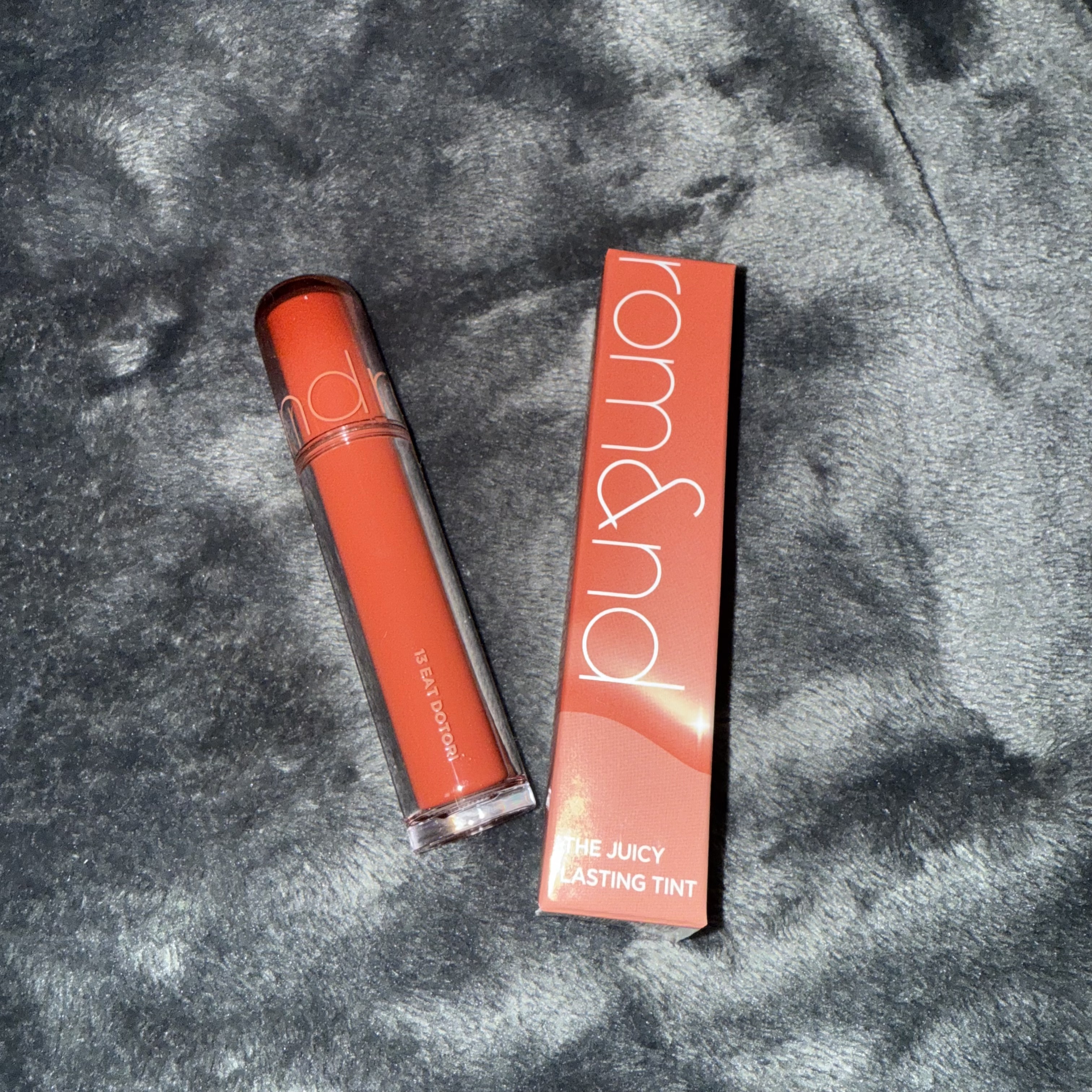 ザ ジューシーラスティングティント 13 イートドリ/rom&nd/リップティントを使ったクチコミ（1枚目）