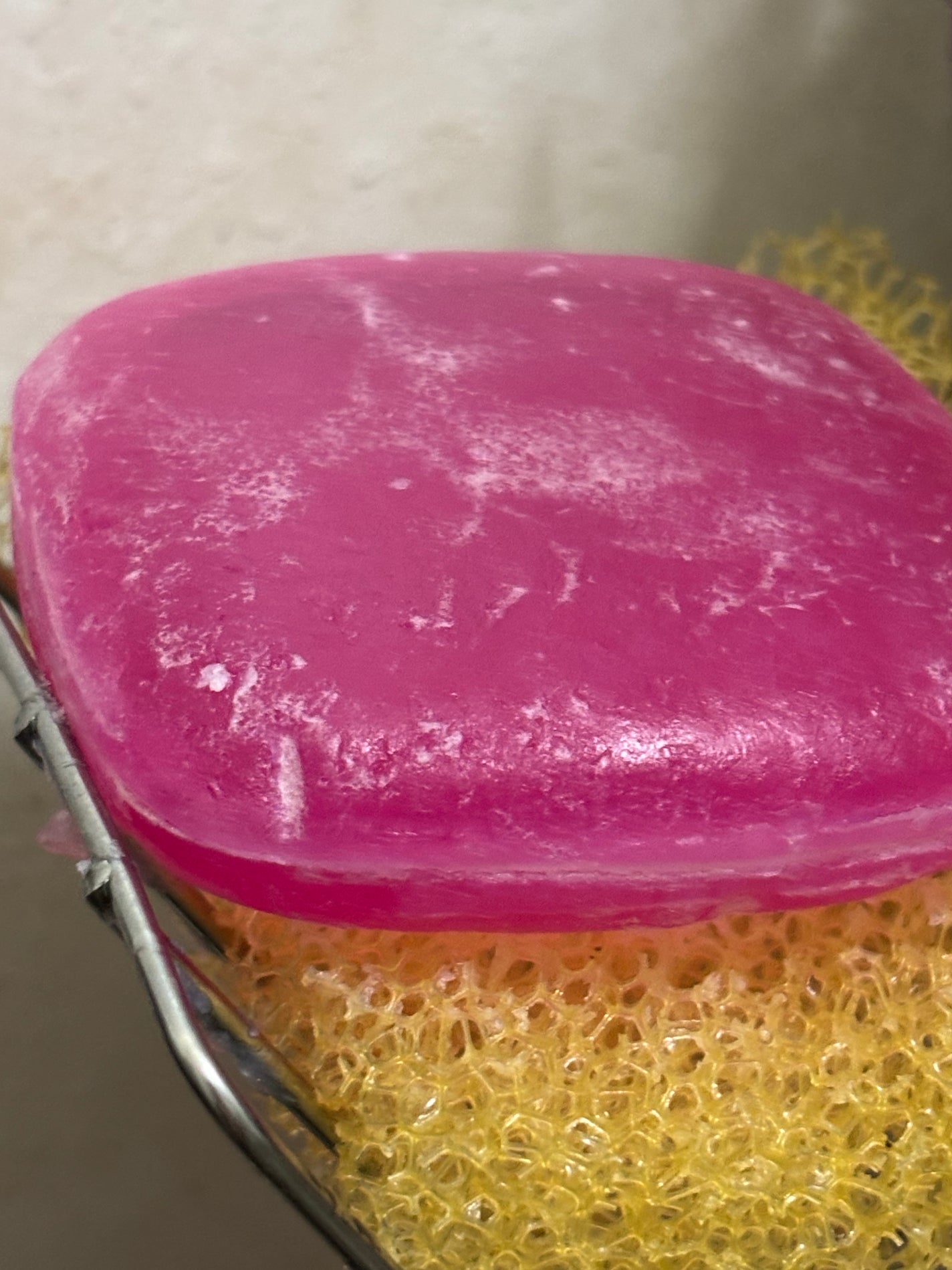 ホネケーキ(ルビーレッド)/SHISEIDO/洗顔石鹸を使ったクチコミ(2枚目)