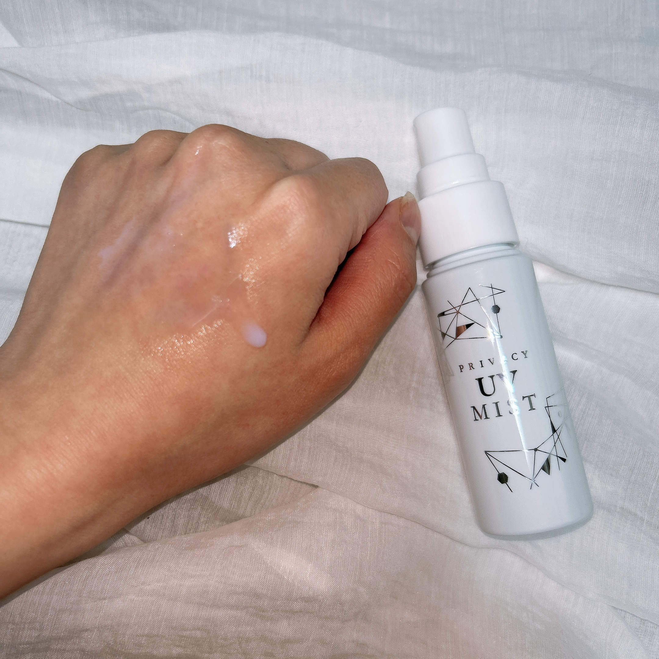 UVミスト50/プライバシー/日焼け止めミスト・スプレーを使ったクチコミ（3枚目）