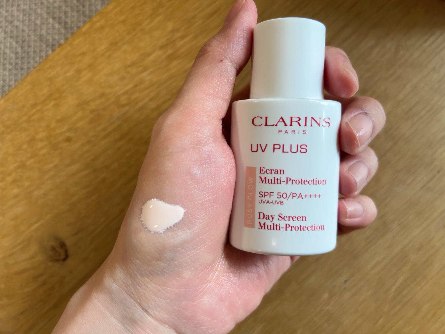 ＵＶ プラス マルチ デイ スクリーン N ロージーグロウ/CLARINS/化粧下地を使ったクチコミ（2枚目）