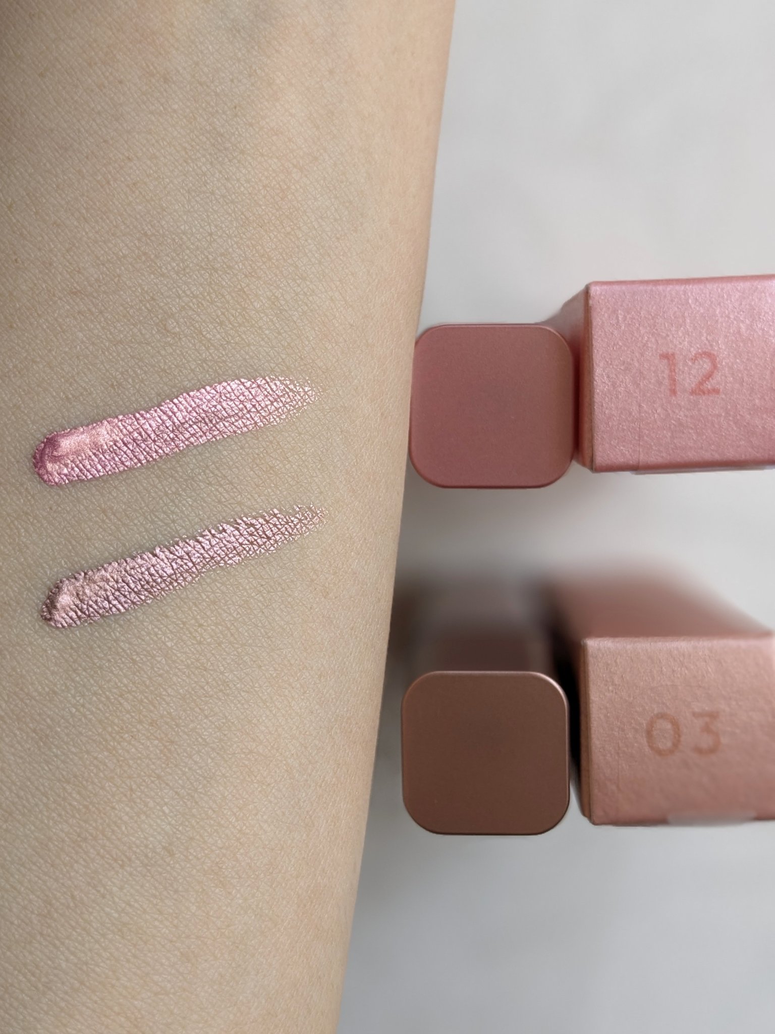 ウィンク アイ シマー ライト/Javin De Seoul/リキッドアイシャドウを使ったクチコミ（3枚目）