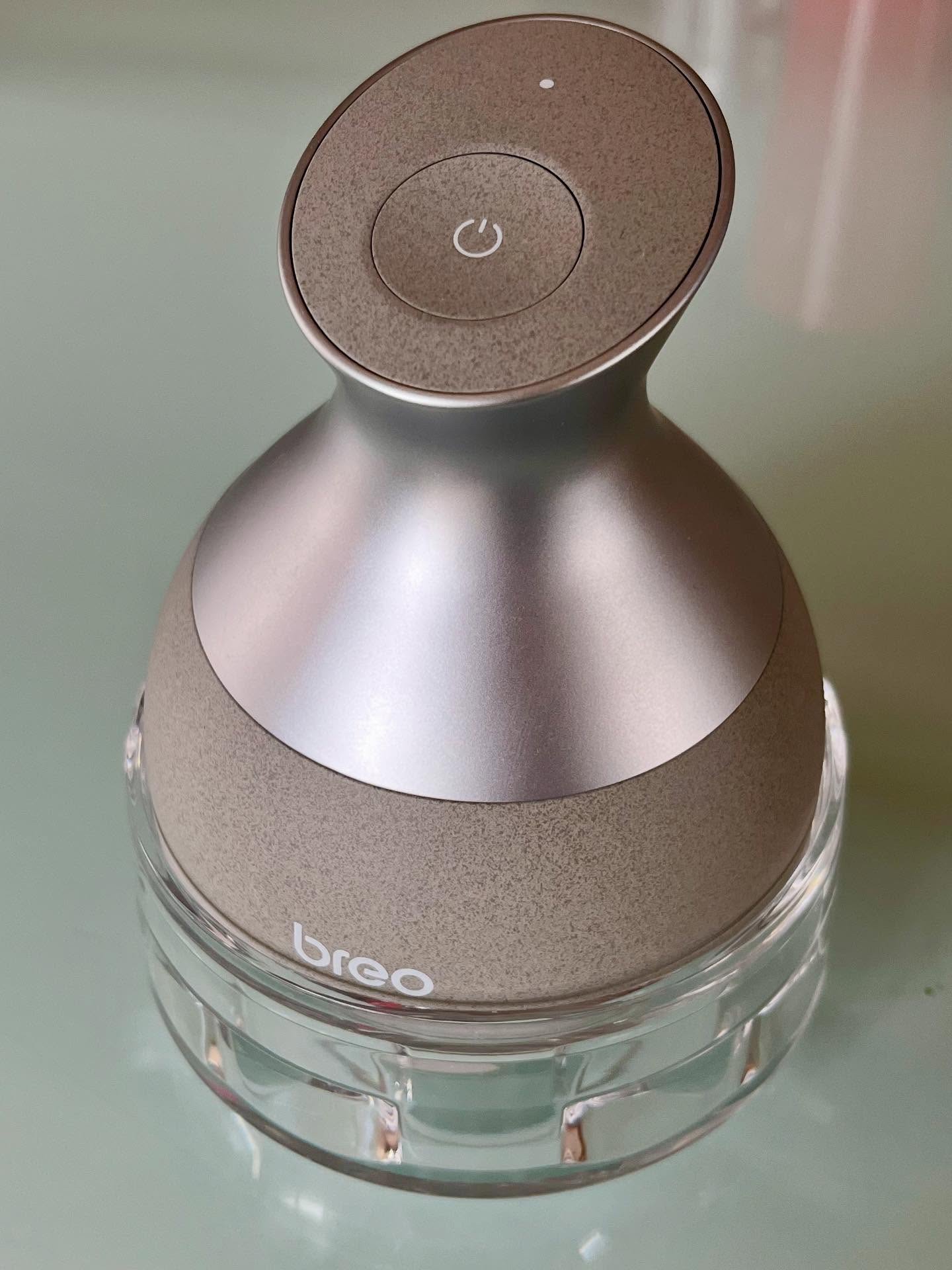 breo scalp2  ブレオスカルプ2 新品 breo 電動ヘッドブラシ Scalp2をレビュー！クチコミ・評判をもと