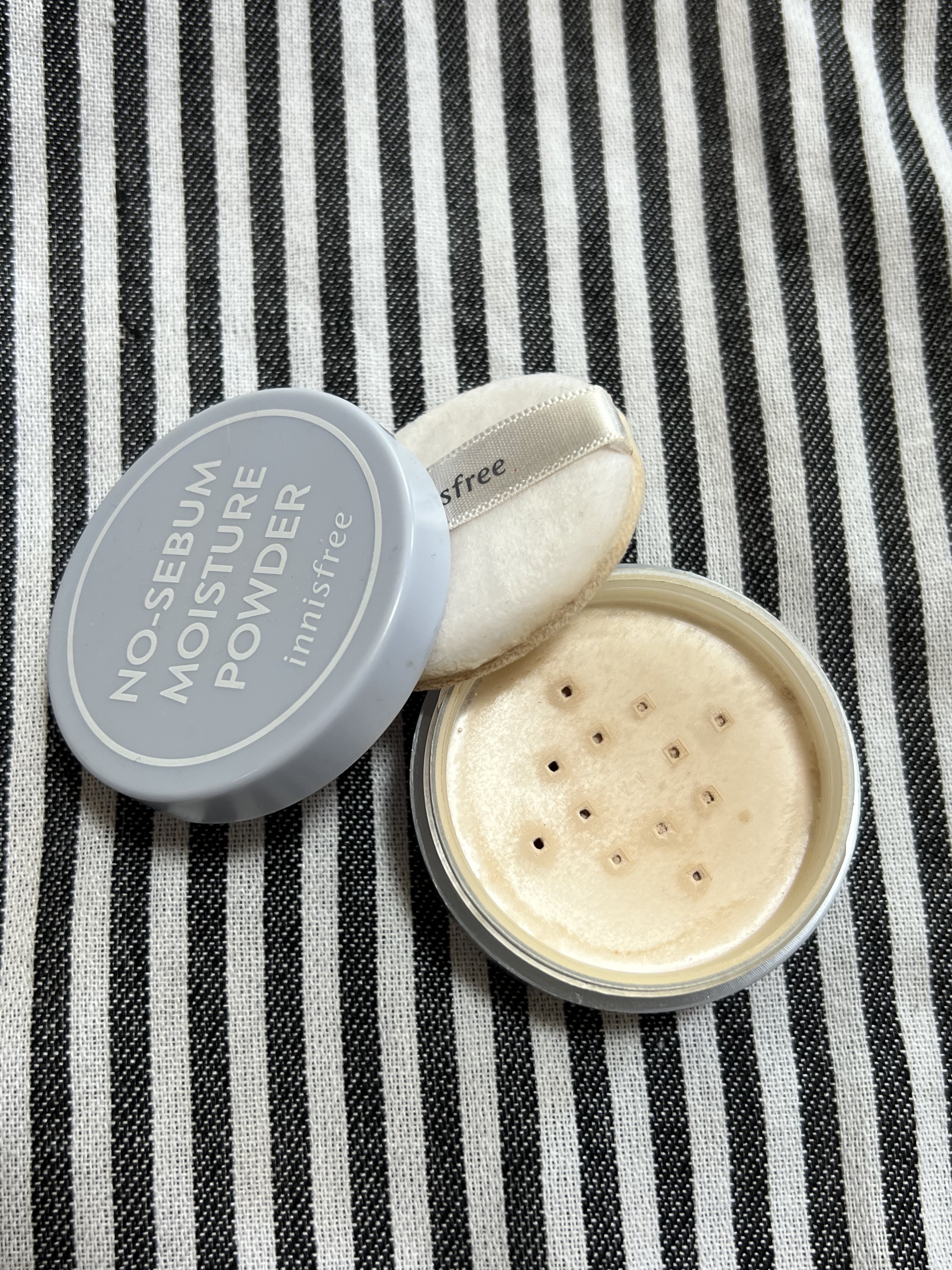 ノーセバム モイスチャーパウダー/innisfree/プレストパウダーを使ったクチコミ（1枚目）