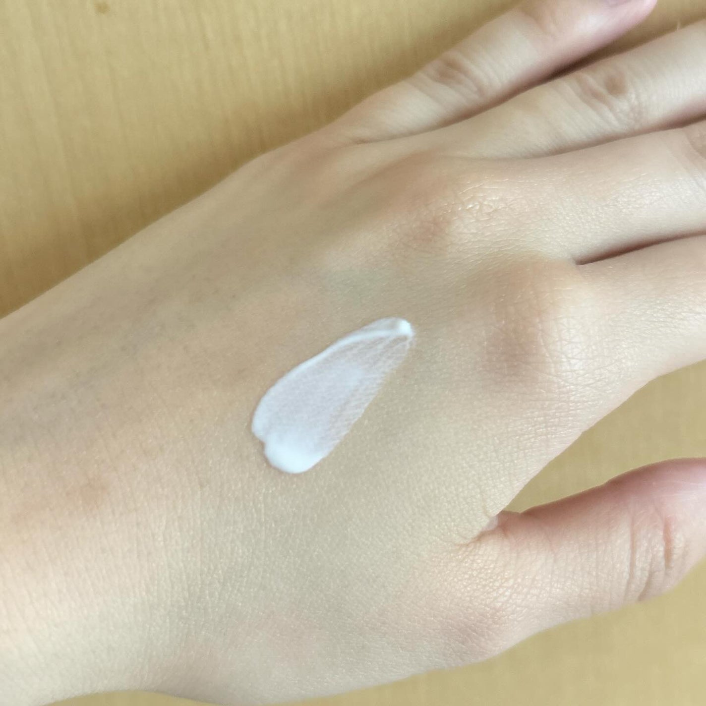 コスメ&スキンケア on LIPS 「ilso✨ビルベリークールカーミング水分日焼け止めクーリング、..」(4枚目)