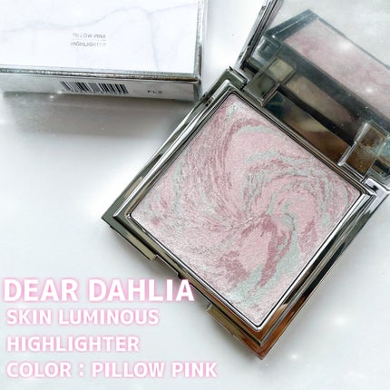 スキンルミナスハイライター/DEAR DAHLIA/パウダーハイライトを使ったクチコミ(1枚目)