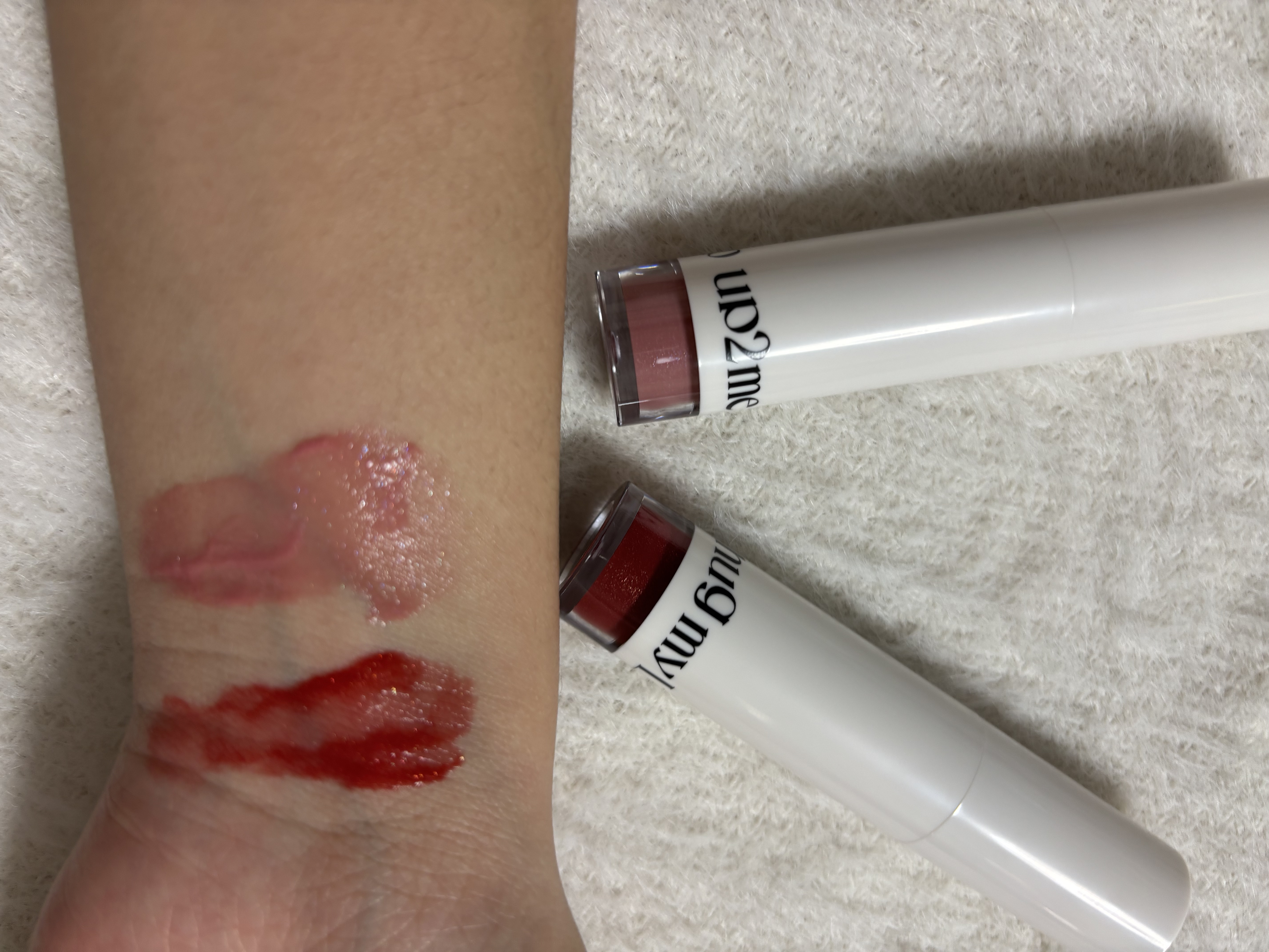 アップトゥーミー　ハグマイリップ　カラーロックプランパー/up2me/リッププランパーを使ったクチコミ（2枚目）