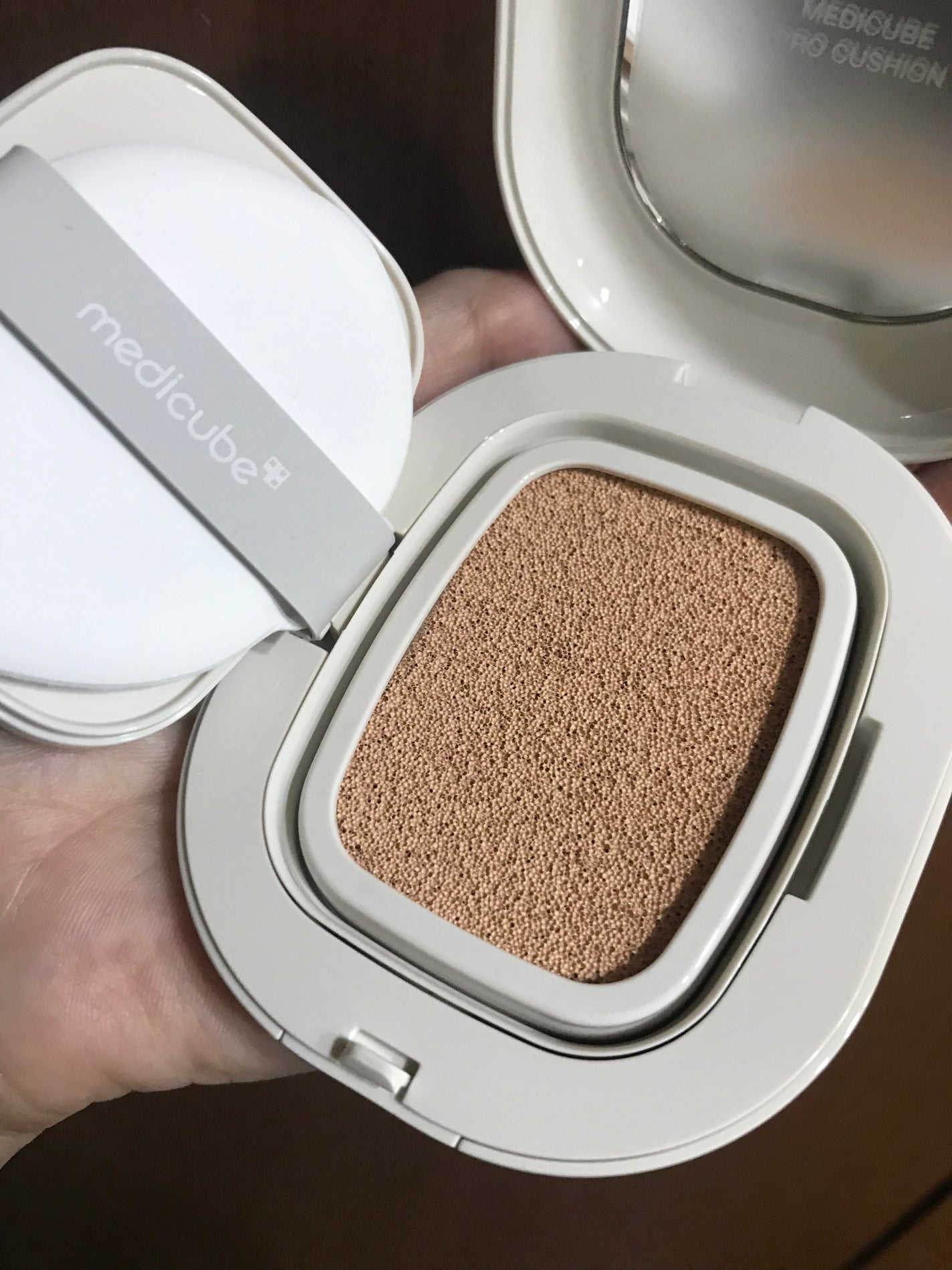 プロ グルタチオン ベルベット クッションファンデーション/MEDICUBE/クッションファンデーションを使ったクチコミ(4枚目)