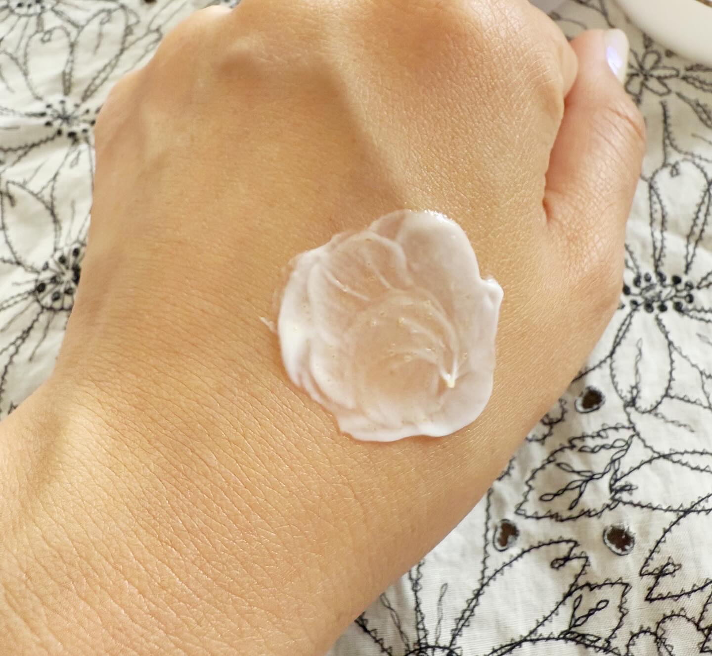 ビタトーニングカプセルクリーム/ダルバ/フェイスクリームを使ったクチコミ（3枚目）