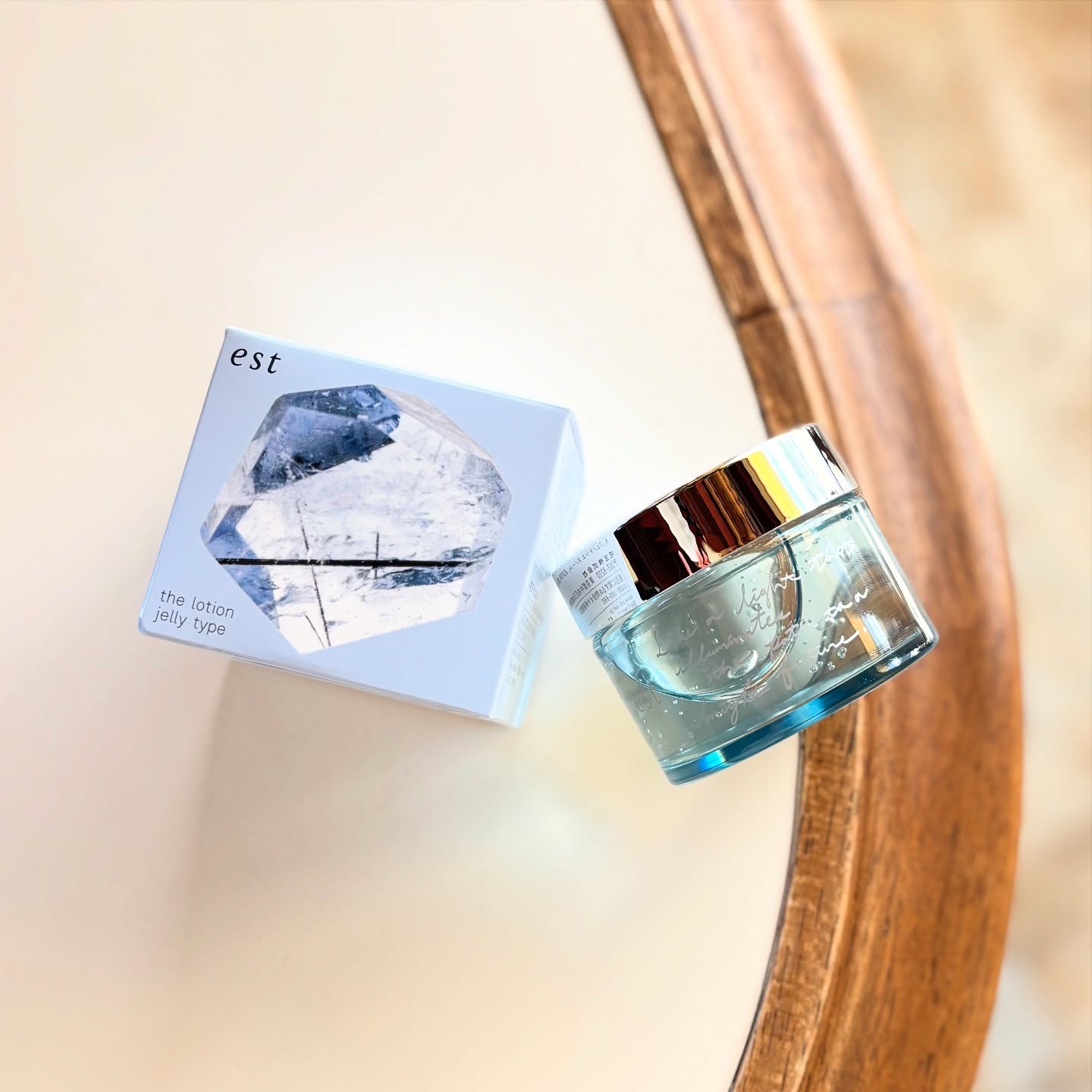 ラスティング クラリティ ルースパウダー/est/ルースパウダーを使ったクチコミ（3枚目）