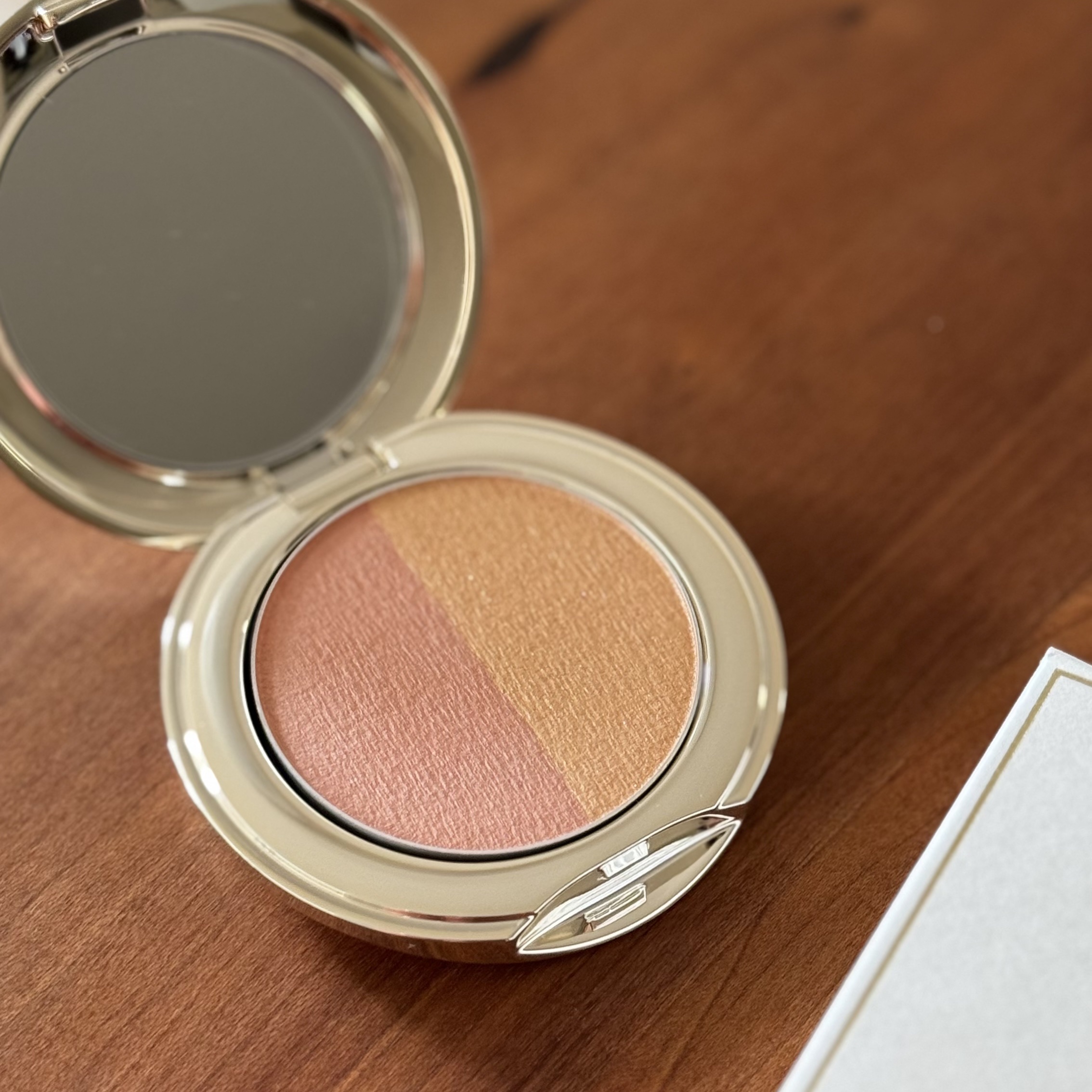 スナイデル シルキー タッチ アイズ/SNIDEL BEAUTY/アイシャドウパレットを使ったクチコミ（3枚目）