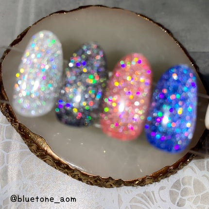 ⋆͛🦖⋆͛aomi on LIPS 「CanDoに売ってたフラッシュグリッターオーロララメが入ってて..」(5枚目)