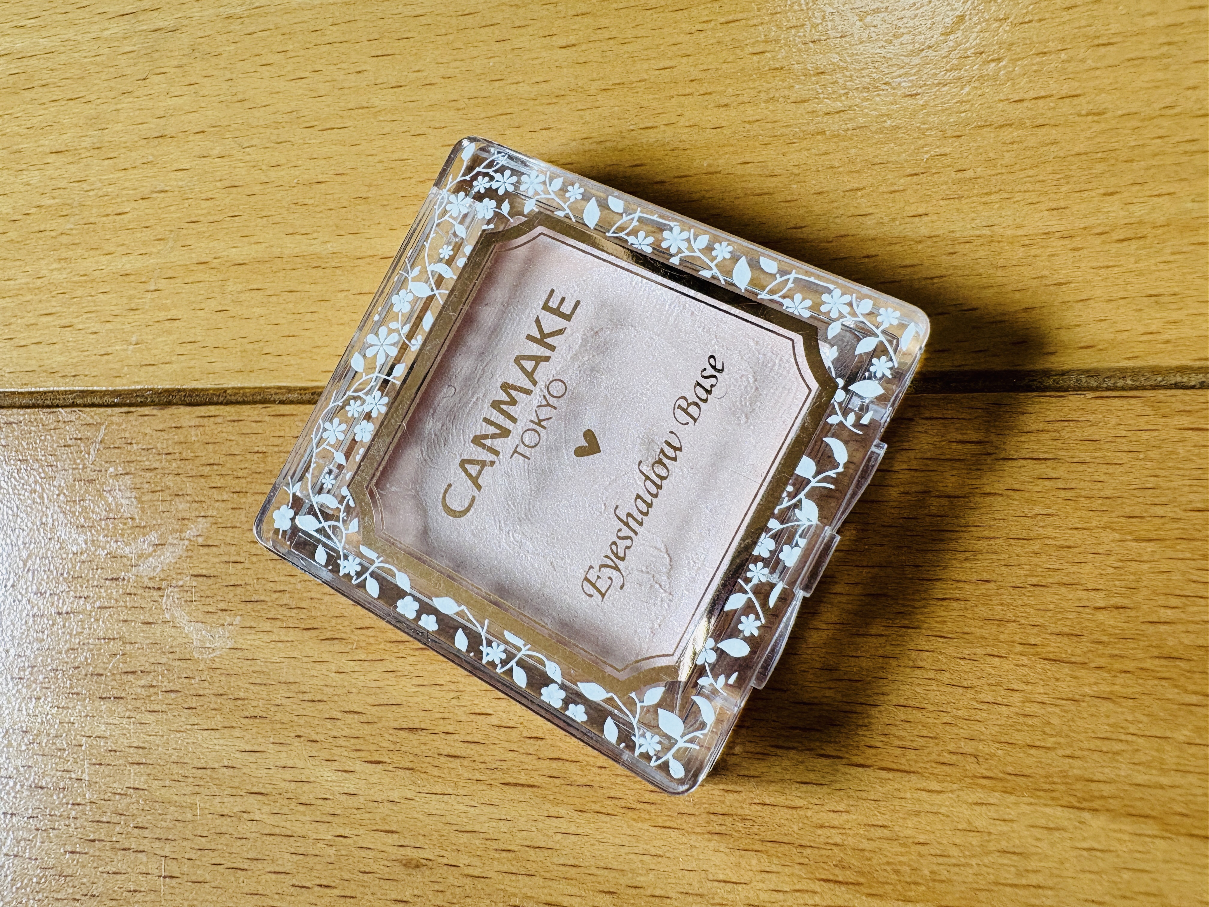 アイシャドウベース/キャンメイク/アイシャドウベースを使ったクチコミ（1枚目）