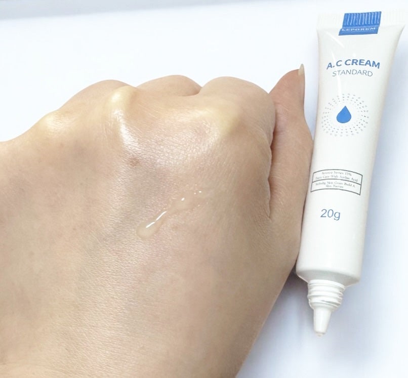 ひろぷー on LIPS 「LEPOREMA.Cクリーム/セラム今話題のアゼライン酸配合の..」(4枚目)