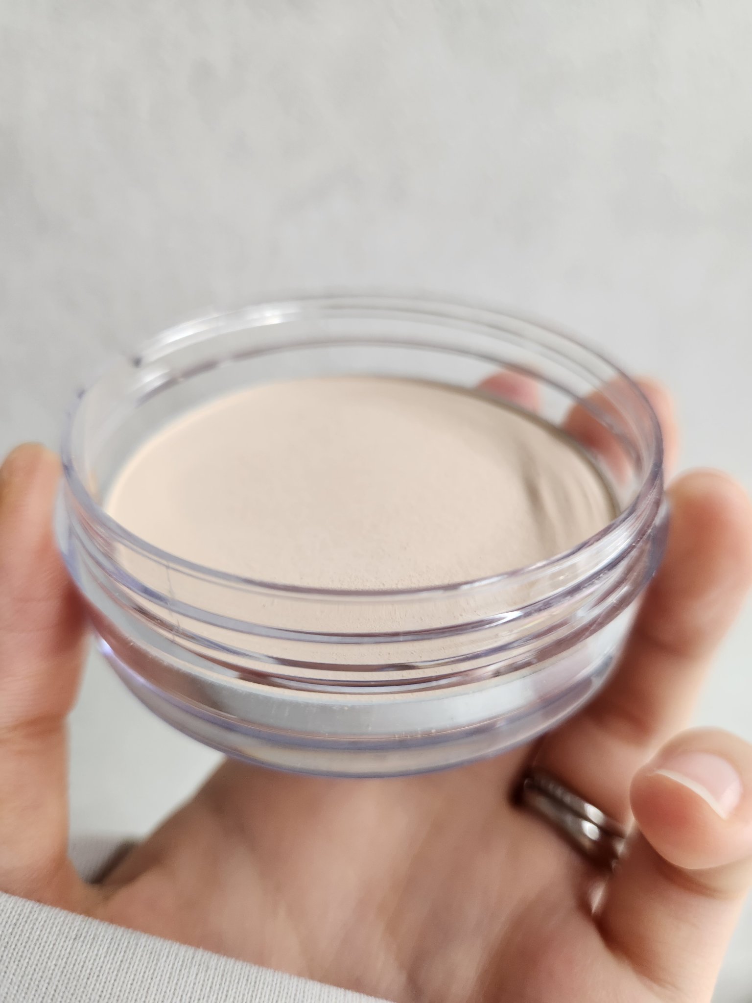 UVルースパウダープレストタイプ ナチュラル/無印良品/ルースパウダーを使ったクチコミ（1枚目）