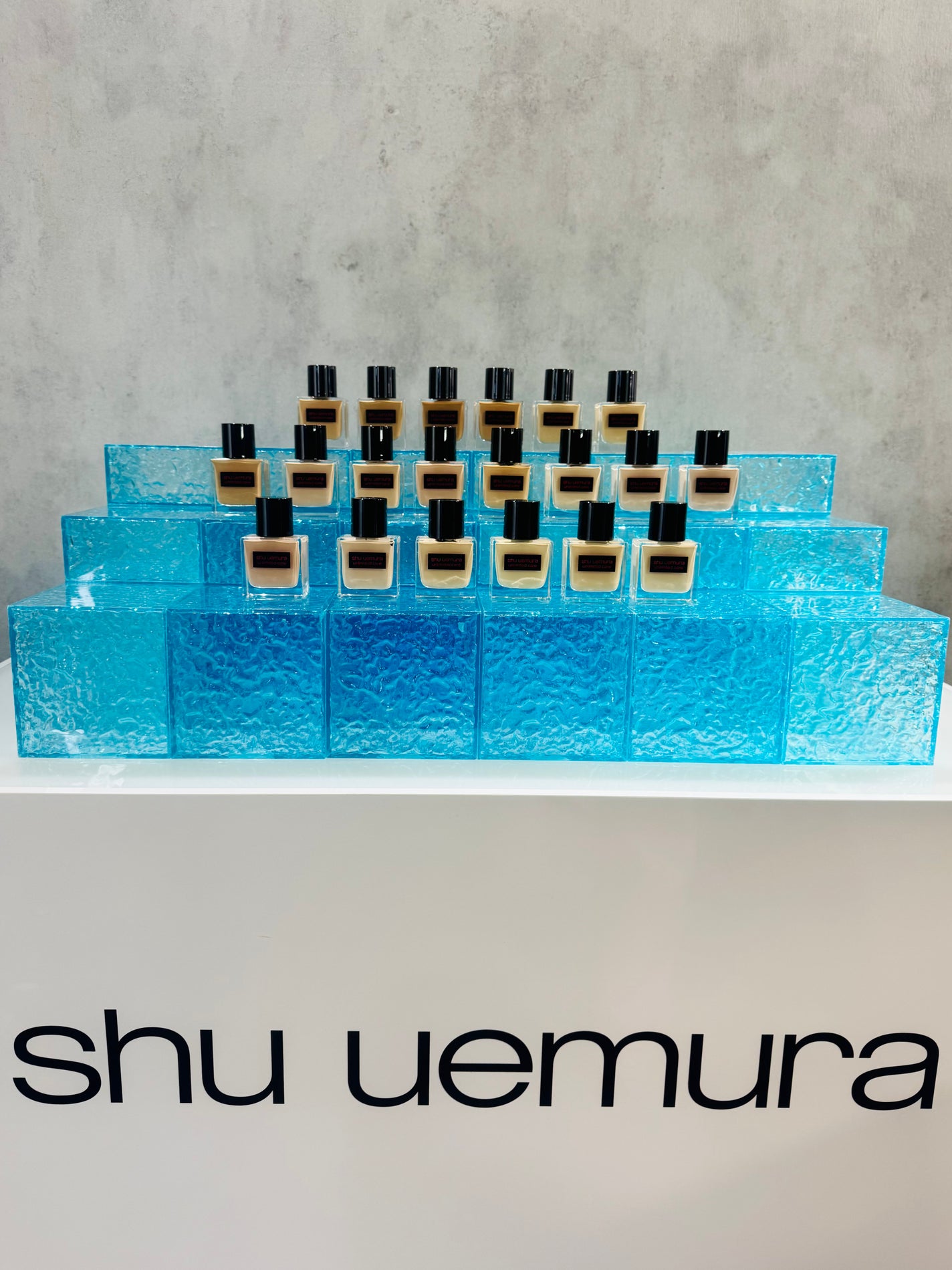 アンリミテッド ケア ツヤ セラム ファンデーション/shu uemura/リキッドファンデーションを使ったクチコミ(2枚目)