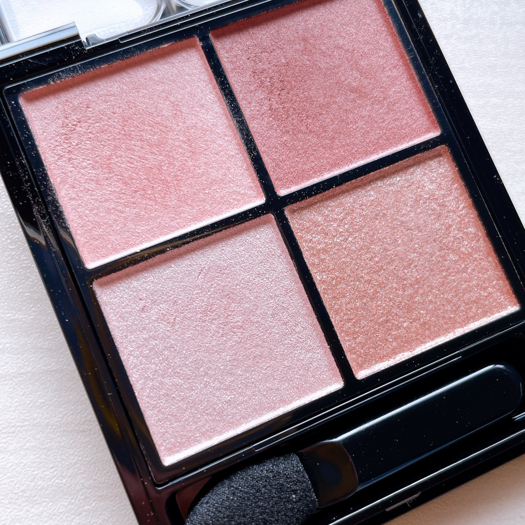 ケイト ポッピングシルエットシャドウ/KATE/アイシャドウパレットを使ったクチコミ（2枚目）