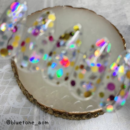 ⋆͛🦖⋆͛aomi on LIPS 「SHEINで購入したホログラム!色んな色、色んな形が入ってて可..」(4枚目)