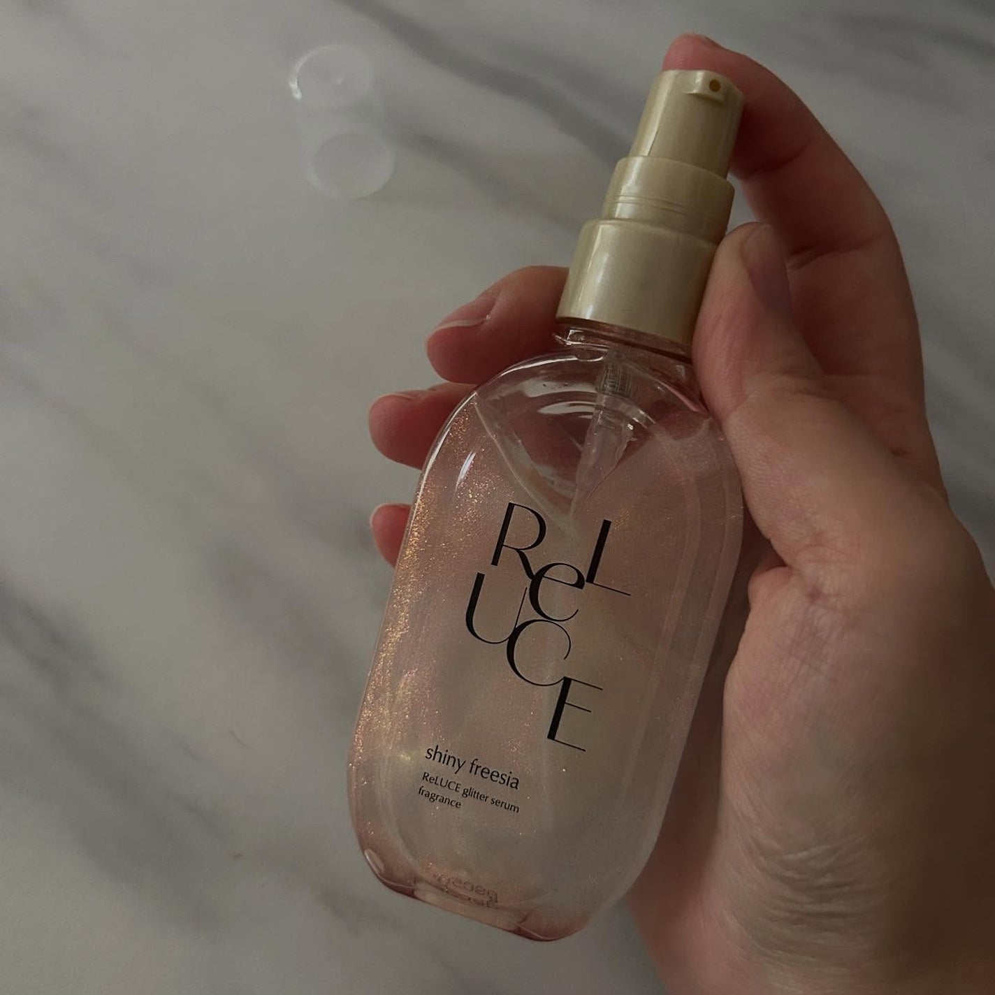 リルーチェ グリッターセラムフレグランス シャイニーフリージア/ReLUCE/香水(その他)を使ったクチコミ(2枚目)