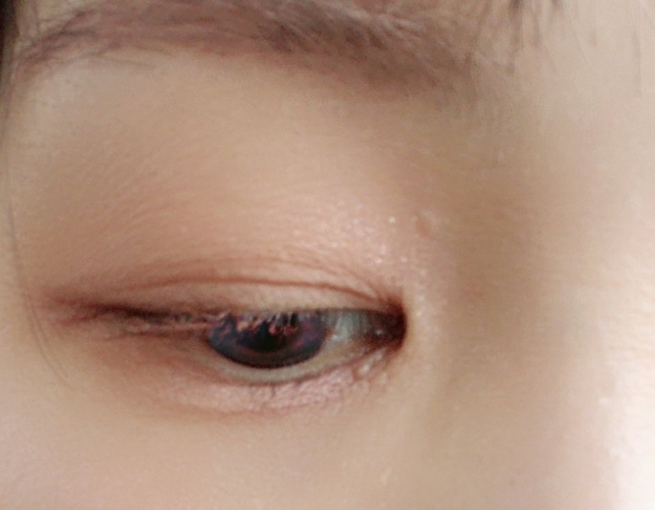 ソフトブラーリングアイパレット/wakemake/アイシャドウパレットを使ったクチコミ（2枚目）