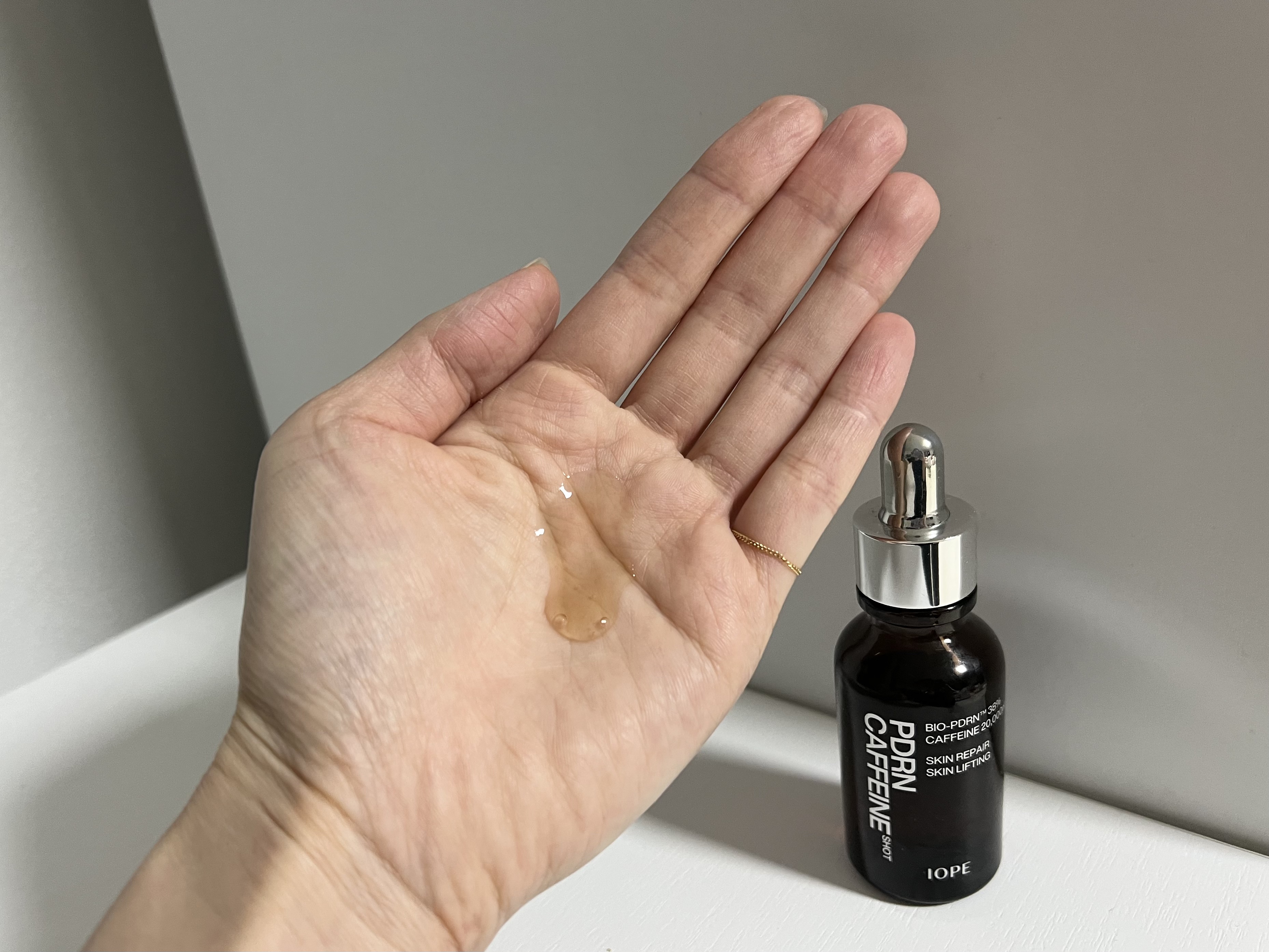 PDRNカフェインショット/IOPE/美容液を使ったクチコミ（3枚目）