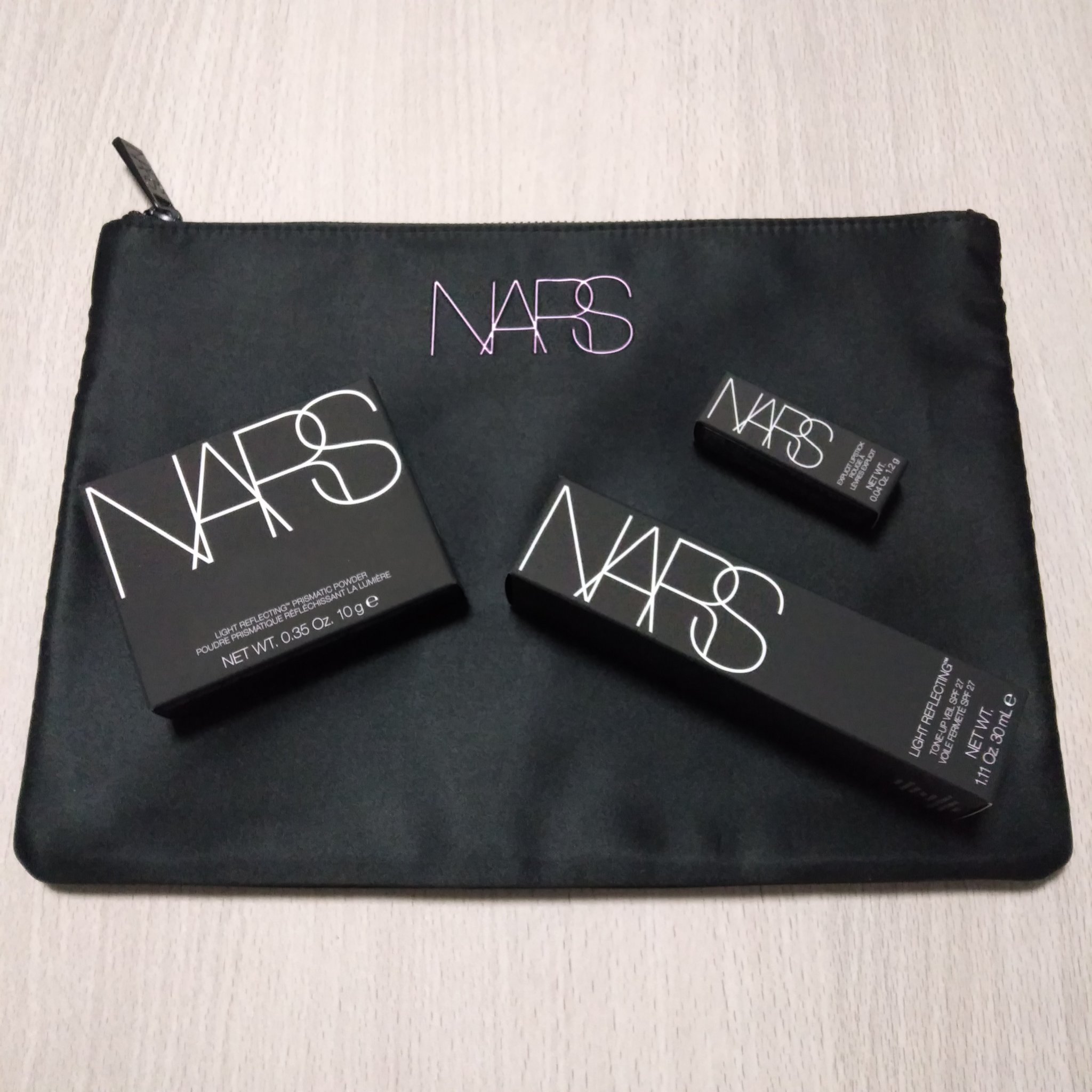 ライトリフレクティング プリズマティックパウダー/NARS/プレストパウダーを使ったクチコミ（3枚目）