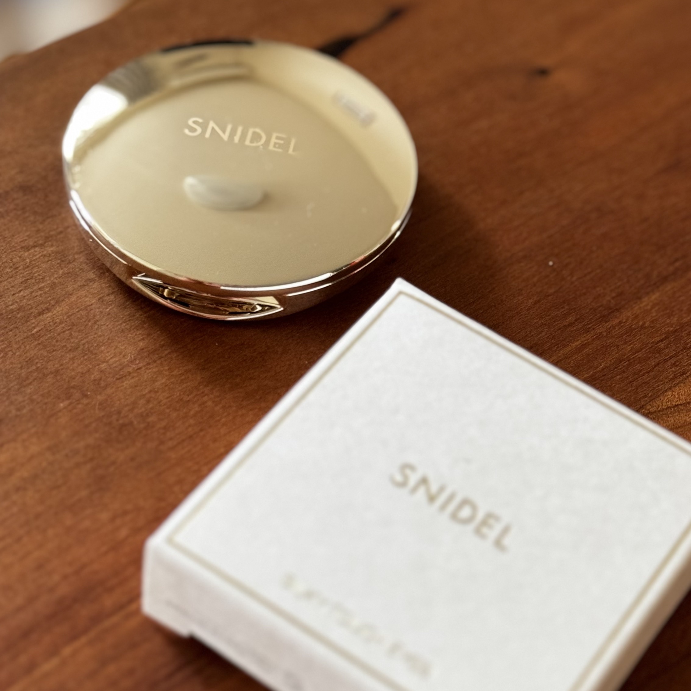 スナイデル シルキー タッチ アイズ/SNIDEL BEAUTY/アイシャドウパレットを使ったクチコミ（2枚目）